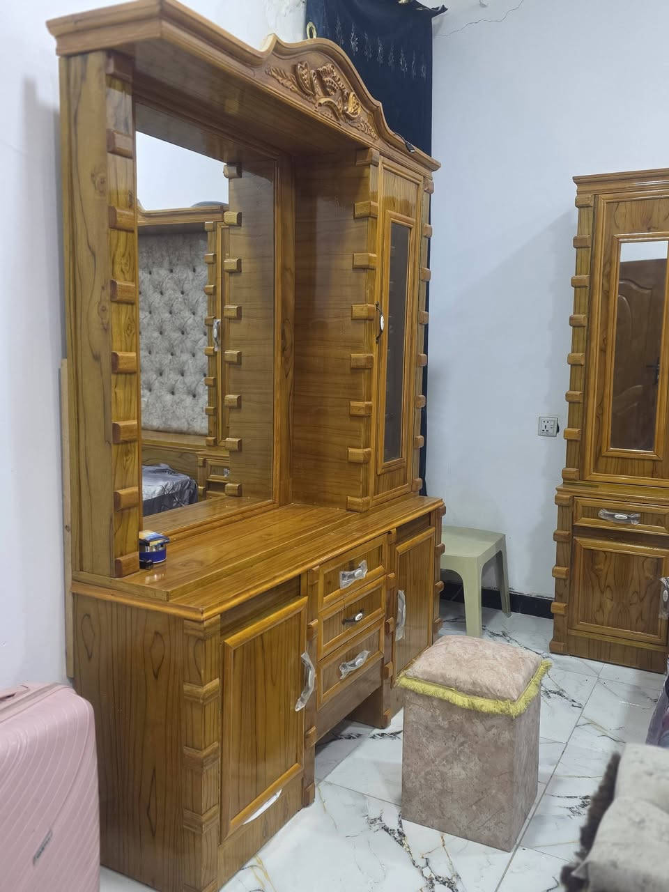 بيع مستعجل 🔥🔥🔥🔥***********

السلام عليكم
 غرفة عراقية صاج ونجارة عراقي  صار شهر 
اشتريتها ٢مليون  بعدها بجيسها جديدة وحاليا احتاجينا فلوس رايدتها مليون ونص *********** 🌸   مكانها كوت الجديدة
