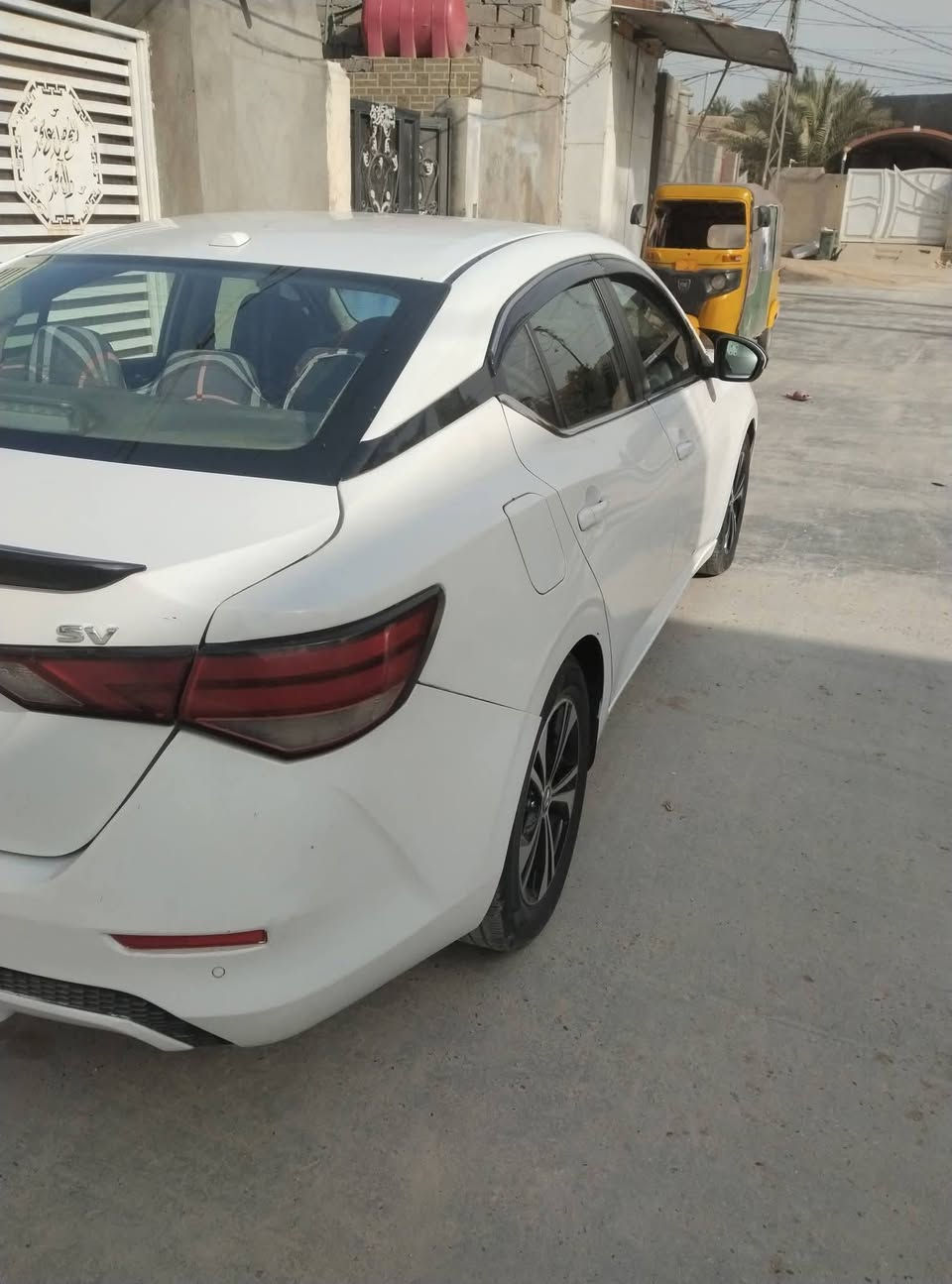 سلام عليكم لبيع نيسان سنتره موديل 23 وارد امريكي حادث قبق جنطه مكان كربلاء اطوريج  رقم ***********
