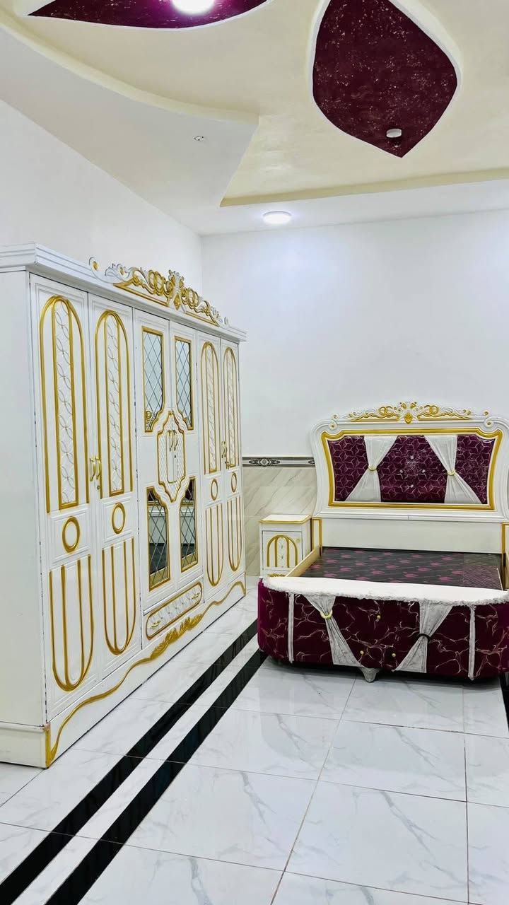 غرفه صاج عراقي  بعدها جديده نظافه 100/100 العنوان الرمانه للاتصال *********** واتساب
