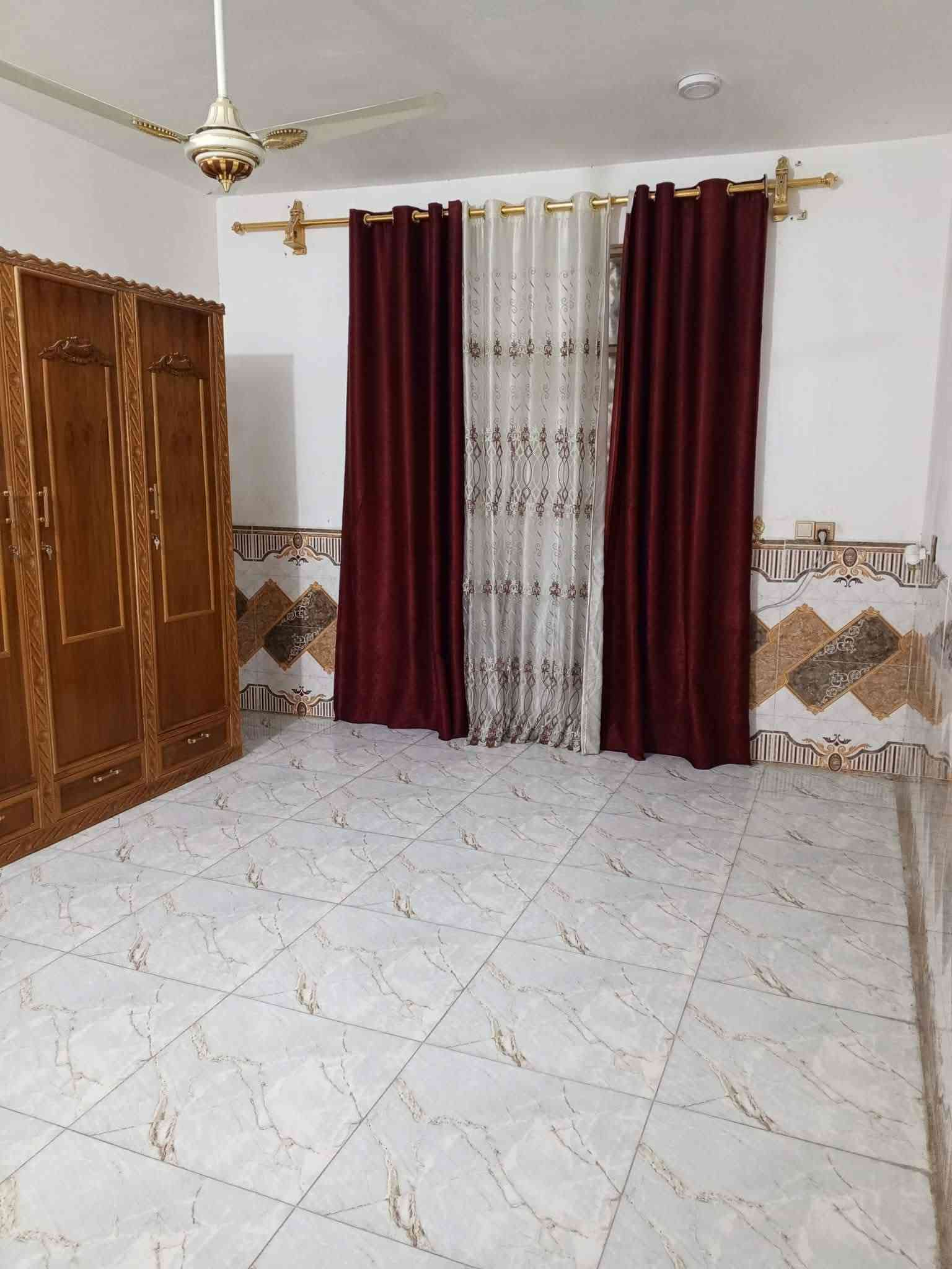 السلام عليكم
بيت للبيع زراعي المساحه ١٨٠ متر العنوان بالسده حي النصر الاول كاع ابو مكي الحمداني البيت طابقين بناء جديد تفاصيل البناء رباط ارضي بناء بلوك والسكف صب يتكون من / غرفتين + صاله + ستقبال + مطبخ + مجمع صحيات + طارمه / الطابق الثاني غرفه + بيتونه السعر المطلوب ( 48 ) مليون وقابل لتفاوض الاستفسار اكثر / *********** // ***********
