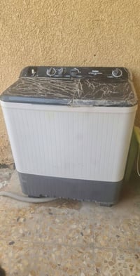 شاشة ٦٥ • سبلت طن ونص • غسالة
