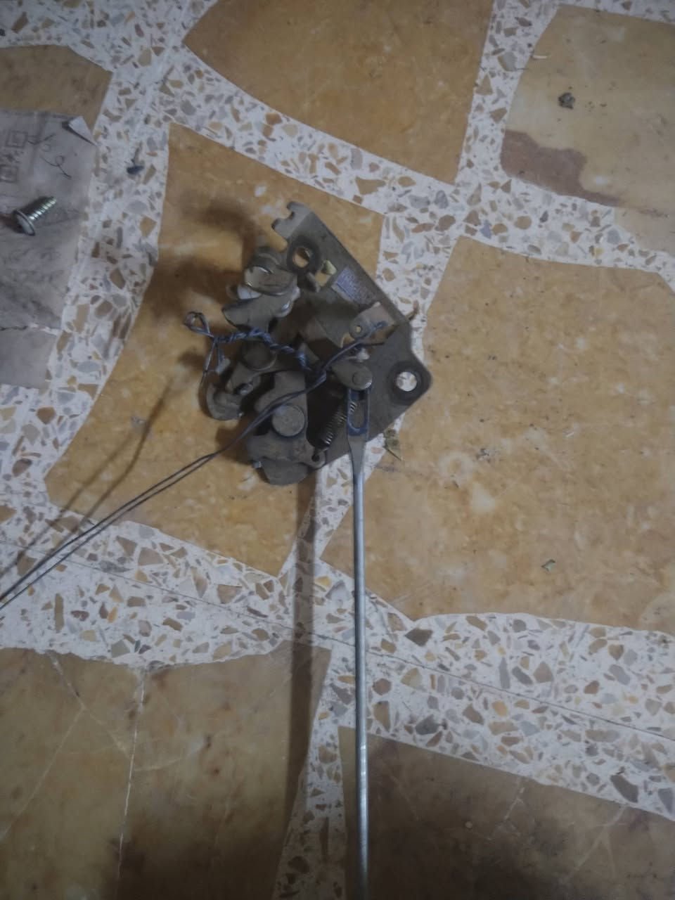 السلام عليكم ادوات بروتون شرط الشغل والنضافه توصيل موجود كل المحافضات الي مهتم يراسل واتس*********** اسعار مناسبه جدا جدا
