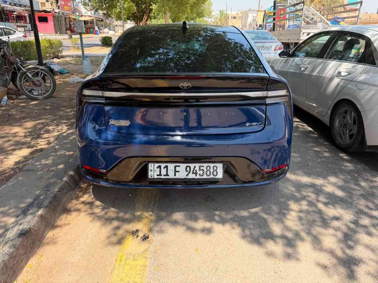 تويوتا بريوس 2024 xle
فول موصفات ١/١ 
بانوراما 
محرك ٢٠٠٠ هايبرد 
جنطة كهرباء 
ويل ١٨ 
كامرا خلفية 
شاشه حجم الكبير
داخل ابيض 
تدفئة وتبريد كشنات اماميه 
كرسي السائق كهربائي مع وضعيات ميموري عدد ٢
قيادة شبه ذاتية 
حساسات اميمه خلفية 
رادار توقف ذاتي امامي
رادار توقف ذاتي خلفي
رادارات جانبيه النقطة العمياء 
لايتات فول LED 
السيارة اقتصادية وعملية جداً 
ماشيه ٢٢ الف كيلو 
حادث بسيط قطعه وحده صبغ قبق الجنطة الي هو تقريبا كله جامه 
والجاملغ بدون صبغ بارد فقط 
تفاصيل ثانيه ***********
***********
متواجد واتساب
