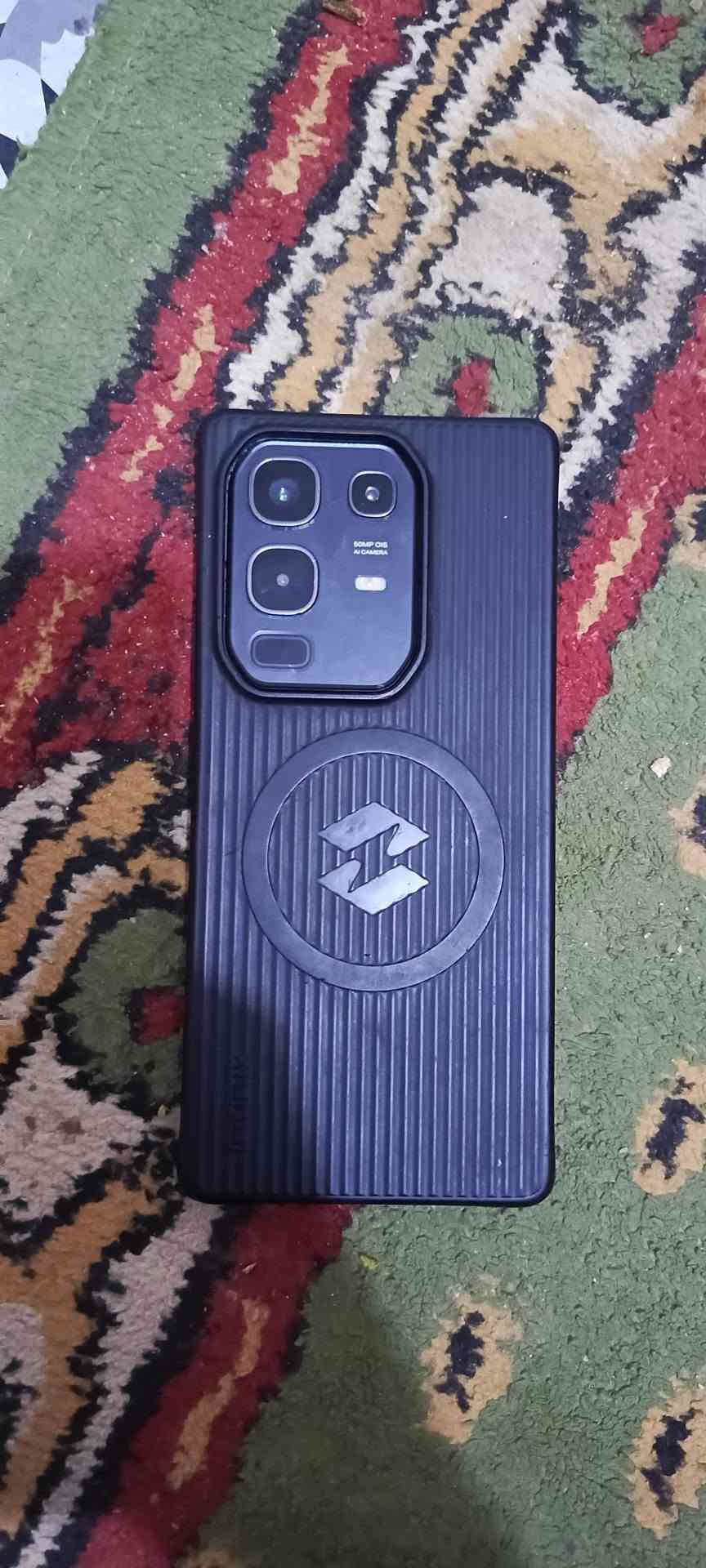 انفينكس نوت ٥٠ • ٢٥٦ • مكسور بالظهر