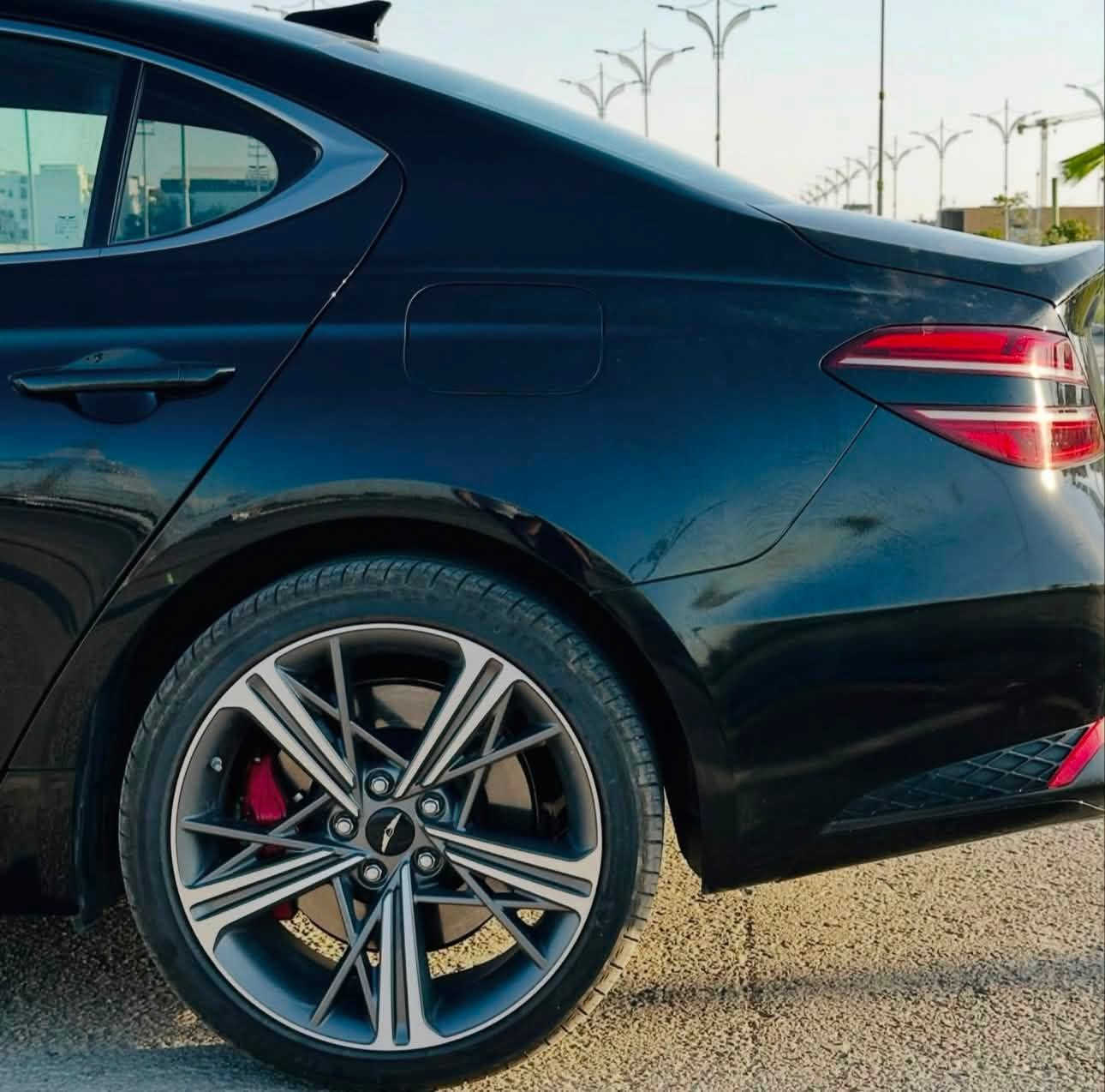 سيارة ZN رقم [1]
Genesis G70 Prestige | للبيع
الموديل: 2025
الوارد: أمريكي
الممشى: 7,000 ميل
® المواصفات:
• محرك 2.5 لتر تيربو
• دفع رباعي (AWD)
٦ تفاصيل الضرر في أمريكا:
• الحادث في الهلال الخلفي والجاملغ (الرفرف)
الأيمن
• راجع على البارد
• بدون صبغ أو معجون
§ السعر: 29,000 دولار
رقم صاحب السيارة:
***********
تنويه:
تقتصر مسؤولية ZN AUTO على نشر الإعلان فقط، ولا تتحمل مسؤولية صحة المعلومات أو أي اتفاق يتم بين البائع والمشتري.
٢ لمن يرغب بعرض سيارته للبيع أو تصويرها
باحترافية، تواصل مع ZN AUTO عبر الرسائل
