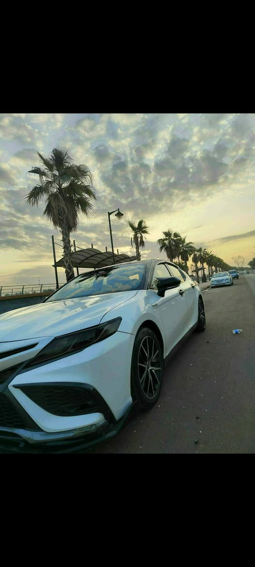 @سلام عليكم (بيع فقط  )
كامري هايبرد  دبي موديل   2023 محرك ٢٥٠٠ تنفس طبيعي هايبرد 
مصبوغة عام ابيض صدفي درجه اولئ كير محرك تبريد تدفئه 
مواصفاتها/ كشنات جلد / شاشه كبيره /تحكمات ستيرن / بصمه /لد نهاري / تبريد قطعتين /سايد بريك بصمه / نظام اوتو  هولد مانع انزلاق /  كامره خلفيه وكامره اماميه داشكام ارفا بصمه صندوق / تخم تاير ويل جدد/ باتري جديد /3انظمه قياده /نورمال.. سبورت.. ايكو / دواخل كاربون فايبر بل كامل محدثه TDR/ لحيه / سبايدر /دوسات / شفقه... مكان السياره بغداد زعفرانيه   سنويه 2031 باسمي 
السعر135
ملاحظه بطاريات بيه خلل***********
