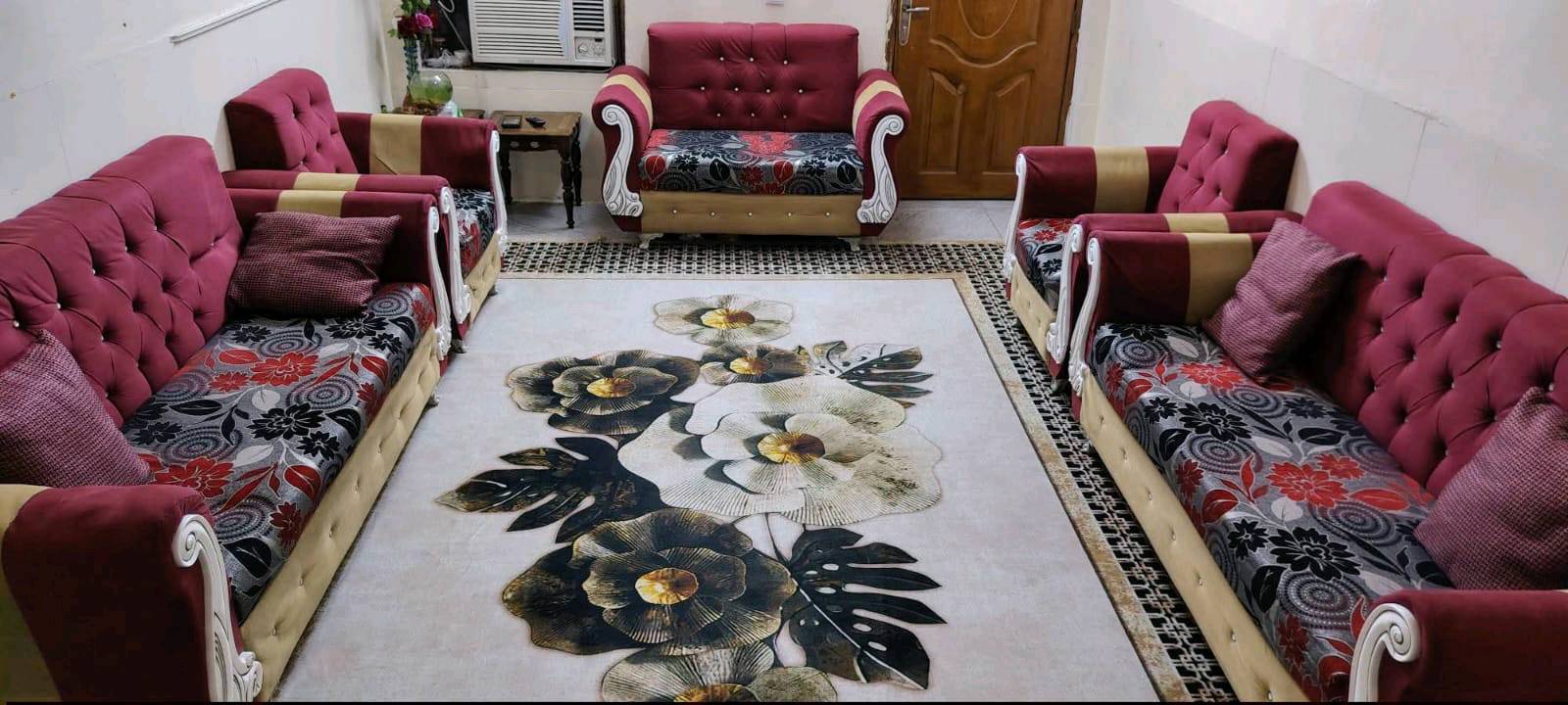 السلام عليكم عيني هذا تخم للبيع سعره 250 وبيه مجال عنوان الغزاليه ***********