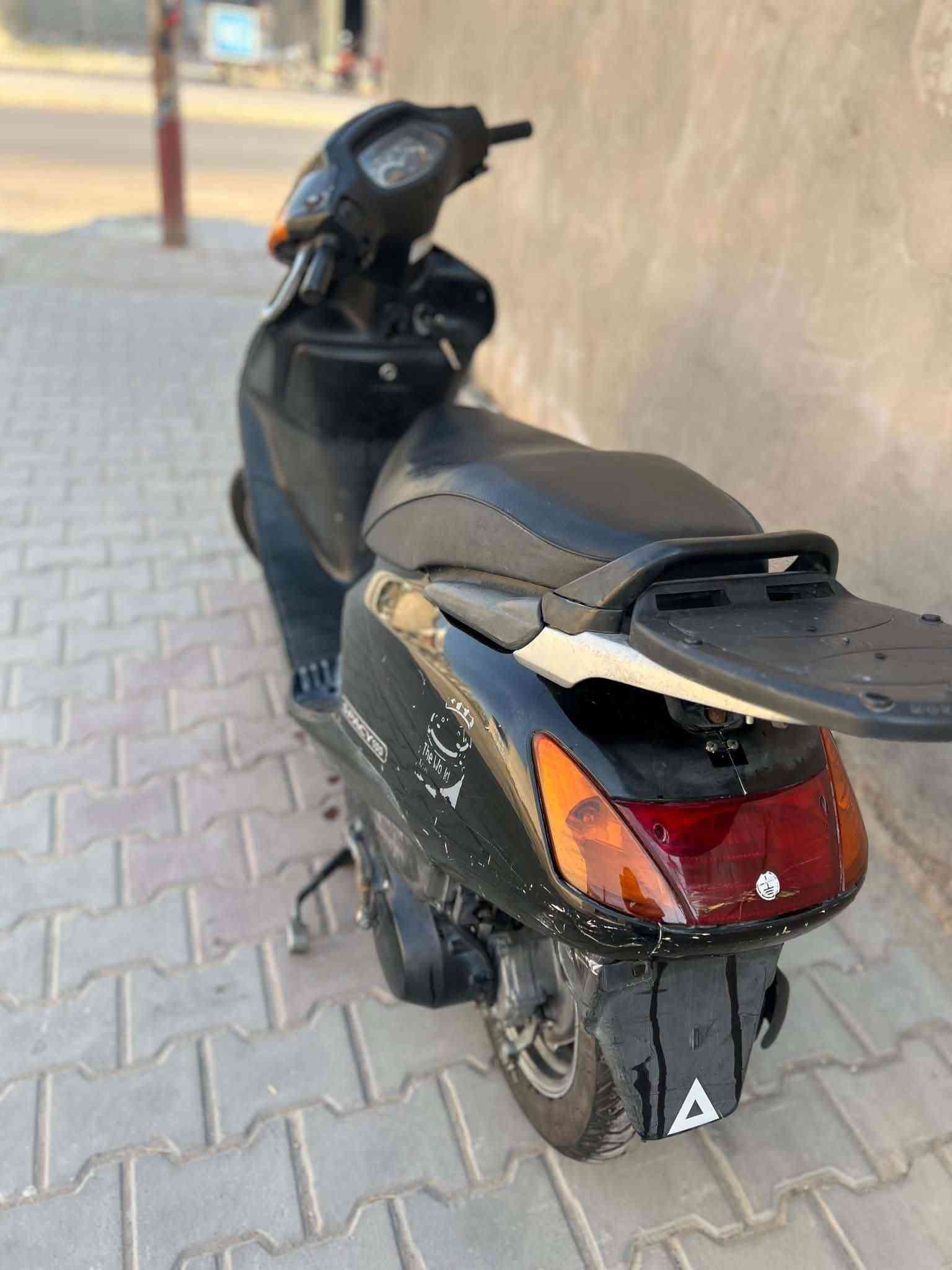 دراجه سبيسي ياباني كفر وكابريتر بلاديه ياباني دراجه عل بلاد كهربايات كله شغال قفل سكان قفل جنطه شغالات ***********المكان كوت الزهراء

