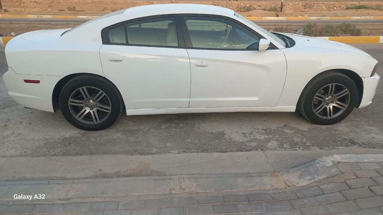 جارجر 2013 كنديه كفاله من تبديل والضربه محرك 6سلندر 3600 جاهزه تبريد ثلج كير محرك جاهزه من كلشي دخل السياره عسلي جلد
السعر140وبيها مجال 
عنوان ميسان 
***********

نص مكتوب في الصور:
- Galaxy A32