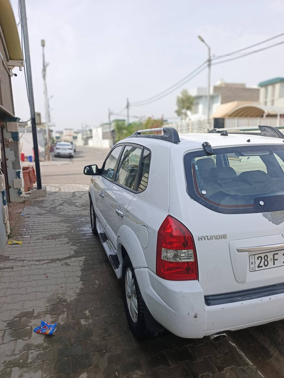 توسان مديل ٩ • ٦ سلندر ٢٧٠٠ • نجف