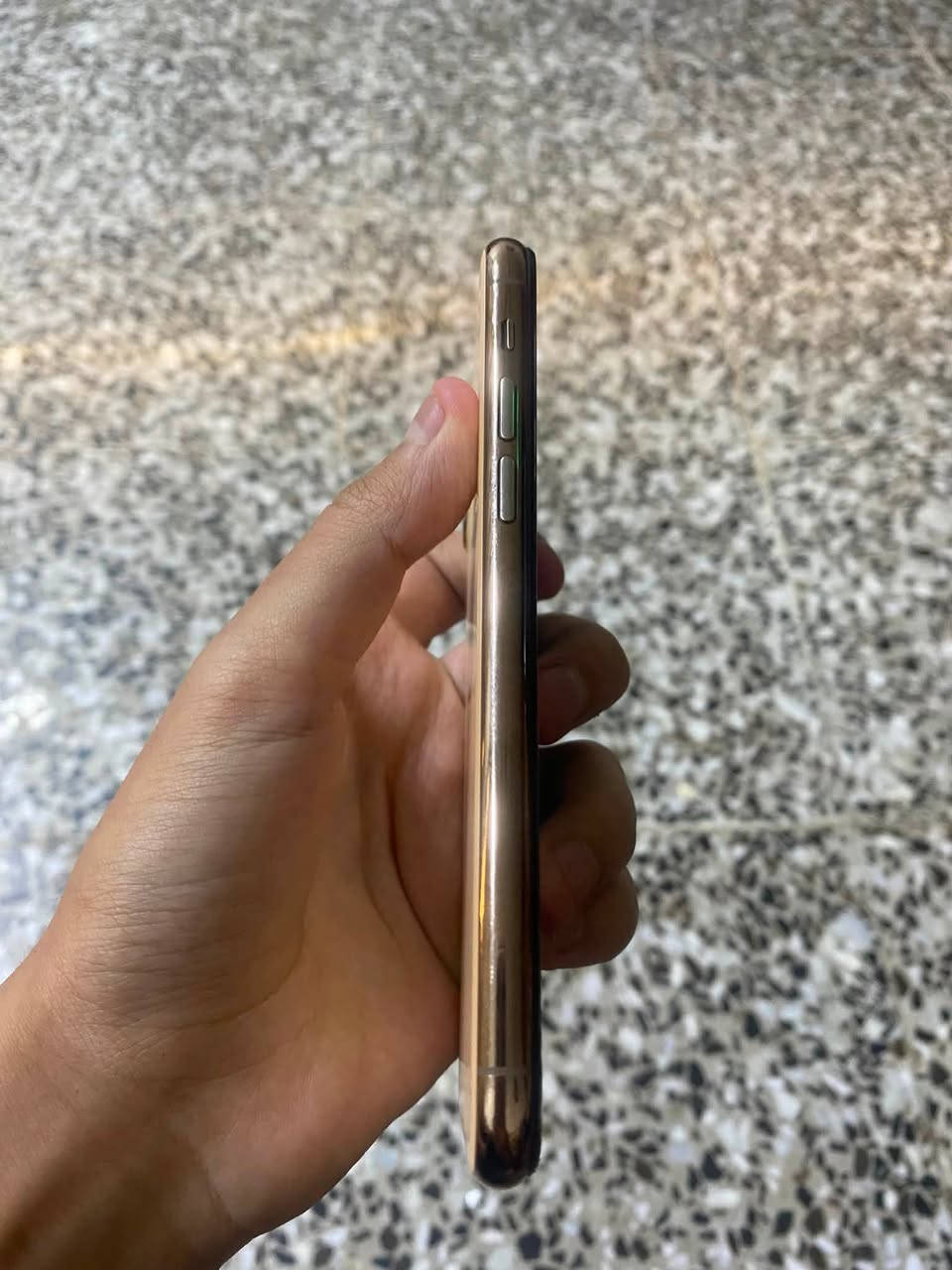 سلام عليكم حبايب كلبي11برو  نضيف اخو الجديد اعيد واكرر اخو الجديد السعر180وبيه مجال لل شراين فقط الرقم ***********وتساب
