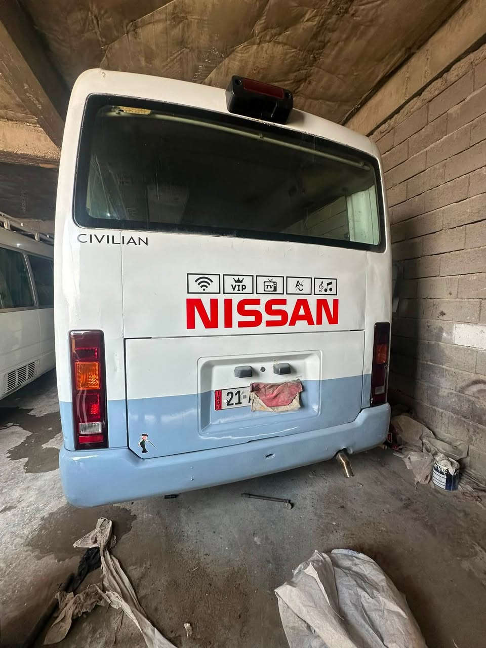 كوستر نيسان موديل ٢٠٠٣ شرت تحويل  رقم *********** بي واساب
