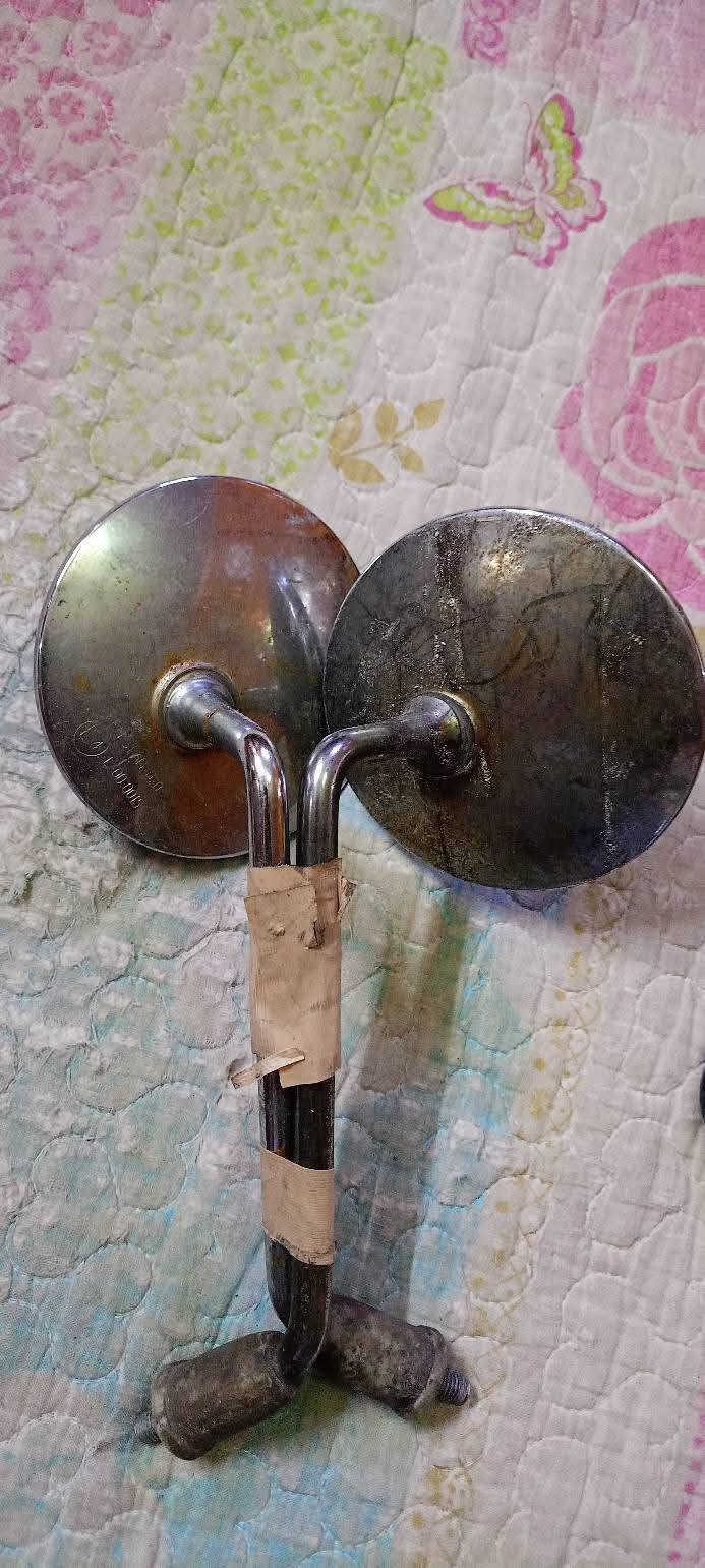 السلام عليكم🖐 
وين لجمبازيه 🥵
وين ليحب دراجته🫶 
وين ليدور حاويه 🤤
مري بوليس 🛵
منغولي🍒 
عدله 🚯
مفولات🥺 
كميه قليله لحكو شباب 
***********
