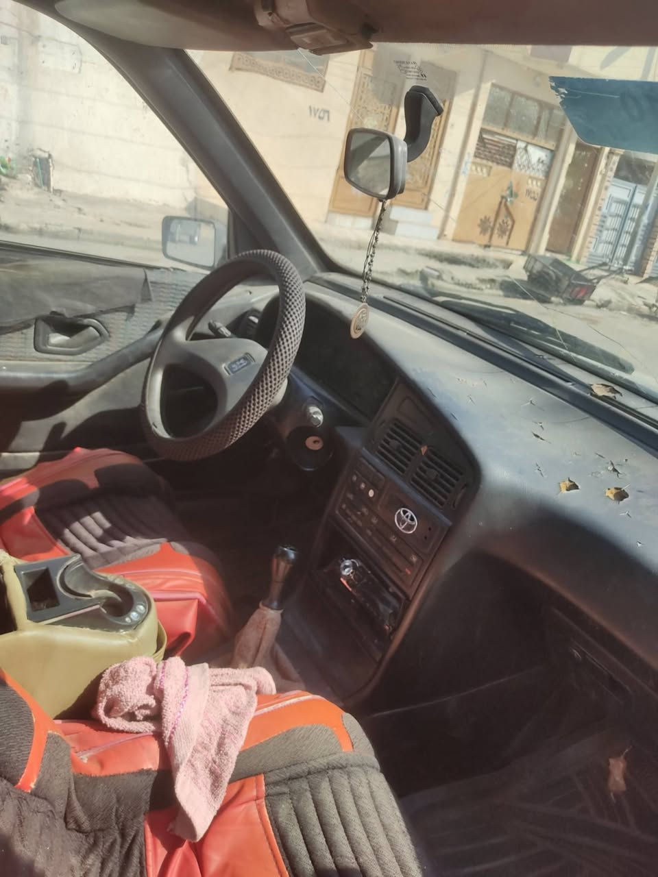 بيجو 405بيع او مراوس كير محرك شرط تحويل شرط من الشرعي كابون موجود وايرمنيه كله شغاله يعوزها صبغ ترتيبات تايرات عل نص صدر امامي عل نص سياره سعرها 9 ورقات بيه مجال 
***********
السعر 9 ورقات
