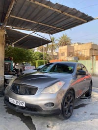 انفنتي EX35 • قطع بدون دواخل • حي العدل