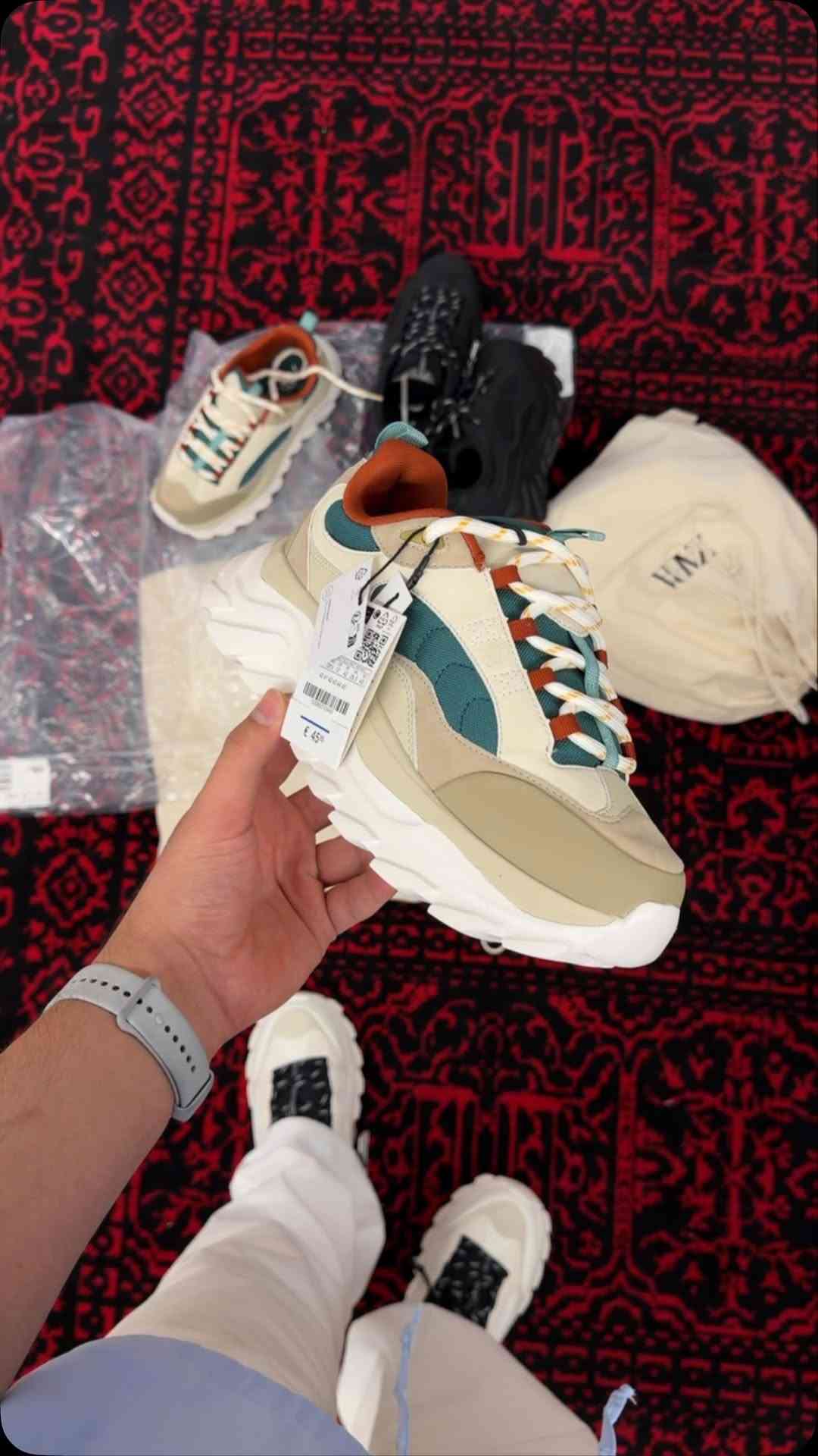 جديد (احذيه محمد وامير ) 

(ZARA) 

القياسات من (40)(41)(42)(43)(44)(45) 

العنوان (الناصرية شارع جمهوريه مقابيل مجمع اليث)
