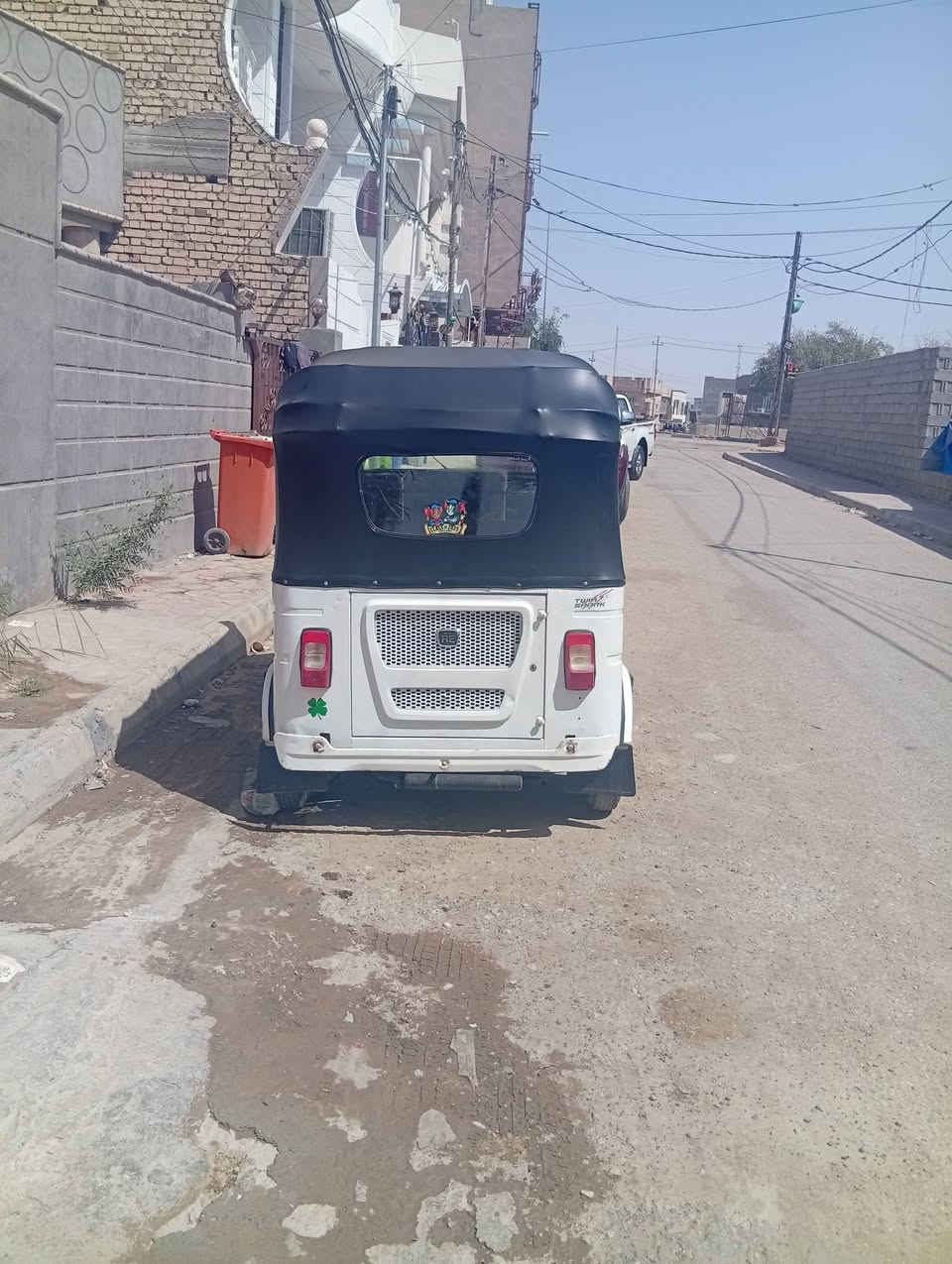 اسلام عليكم شباب تكتك للبيع موديل 22 رقم وسنوية كفاله من الصبغ والمعجون مكينه مكفوله من التنقيص والتبخير تكتك خير من الله جادر جديد دوشمه جديده مسجل تخم تاير جبلي جديد باتري جديد كهربائيات كلها شغاله تكتك تحويل ثاني يوم تكتك السعر 7800 وبيها مجال لشراي يتصل هذا رقمي *********** مكاني واسط العزيزيه

