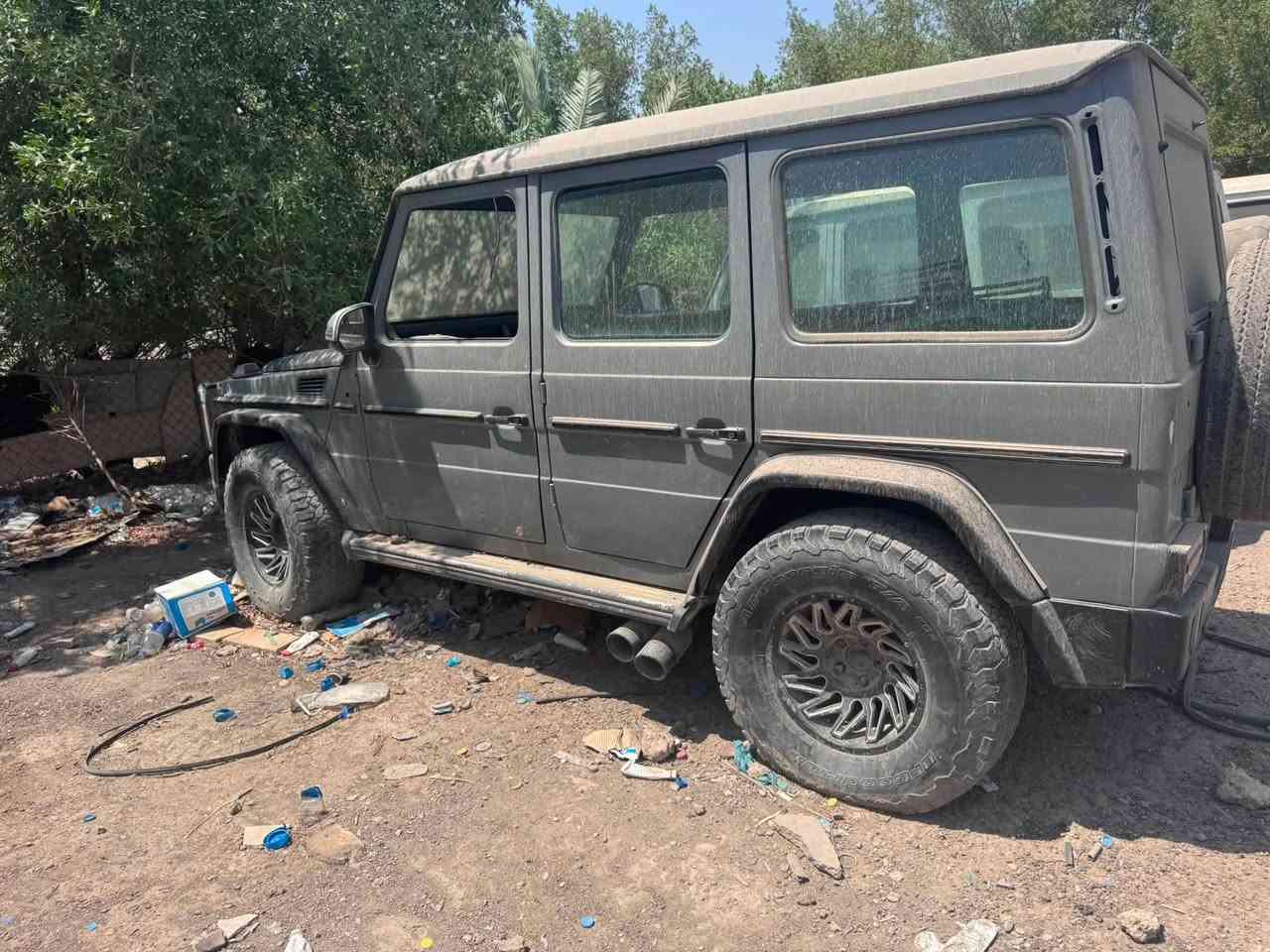 سلام عليكم
اخوانً عندي  ذني للبيع الوياله ولتايرات جبلي مشدودات ع جي كلاس تفاصيل ولسعر اتصال ع الرقم ***********
