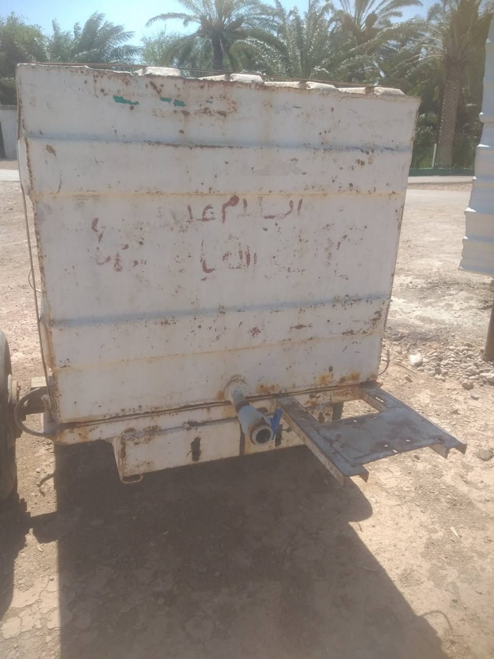سلام عليكم مقطوره للبيع مغلونه شاصي اسكندري لاصلي شراي اتصل *********** المكان ميسان طريق الميمونه السعر 600 وبيها مجال
