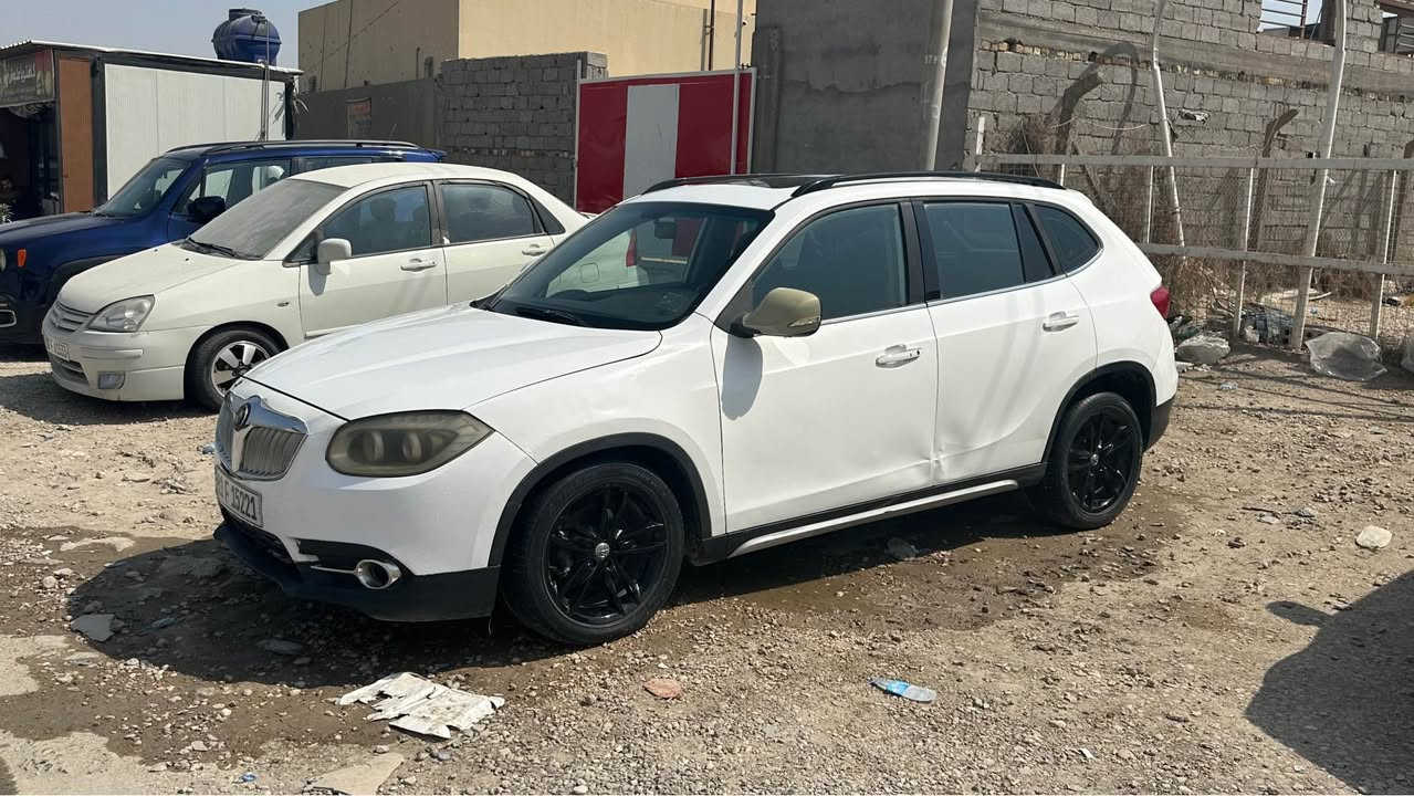 السلام عليكم اخوتي 
برلنس v5 ٢٠١٤ لون ابيض رقم بغداد الجديد تحويل جديدة وهزه جديدة 
فول مواصفات بصمه فتحه 
سيارة جاهزه 
ضررها باب السايق وباب الصدر يعني قطعتين 
سعرها ٧٠ وبيها مجال للشراي 
للتواصل *********** حلة, بابل
