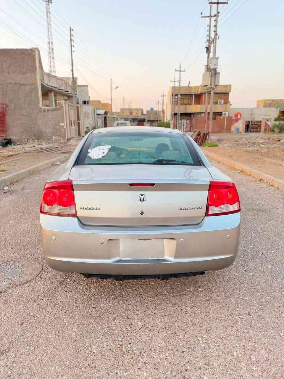 جارجر 2010 ادوات كصه جنطه
متومه طبق الاصل 
كفاله كير مكينه حداديه كهربائيات 
سياره جديده بمعنه الكلمه 
٦ سلندر. مرتبه 
٣٠$.   ميسان رقمي ***********
