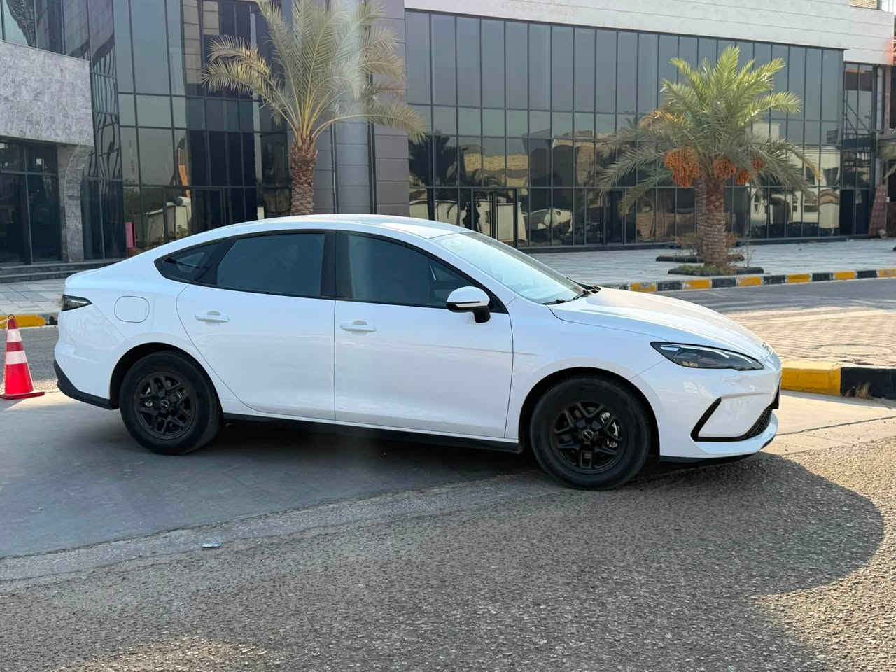 السلام عليكم اخوتي الطيبين
حلالكم ان شاء اللّٰه للبيع
كامل ملحقات
ماشيه 34,000km. قابل للزياده
رقم بغداد 
بيها هاي الطخه ترجع bdrموضحه بلفيديو
سعرها 18450 أتشوفها غاليه تولي جوه نعالك كلمه منك طيبه كلش كافي بيه مجال حك جيتك
مكانها النجف الاشرف 
***********
