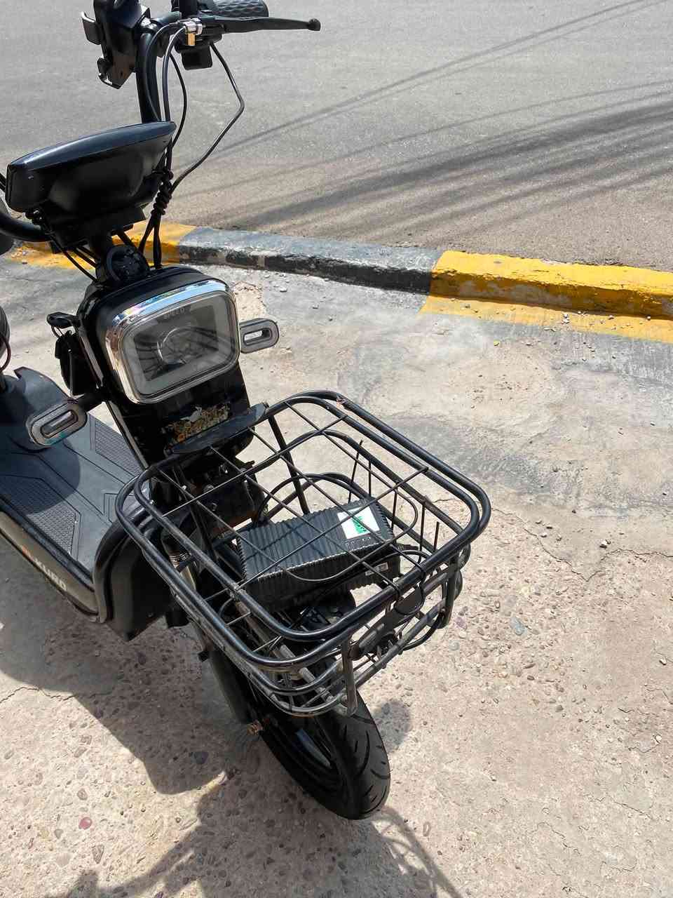 دراجه شحن لبيع
دراجه لبيع كامله مباشر لشارع 
السعر 250 الف بيه مجال اتصل وتدلل 
العنوان  بغداد الدوره 
موجود واتساب ***********
