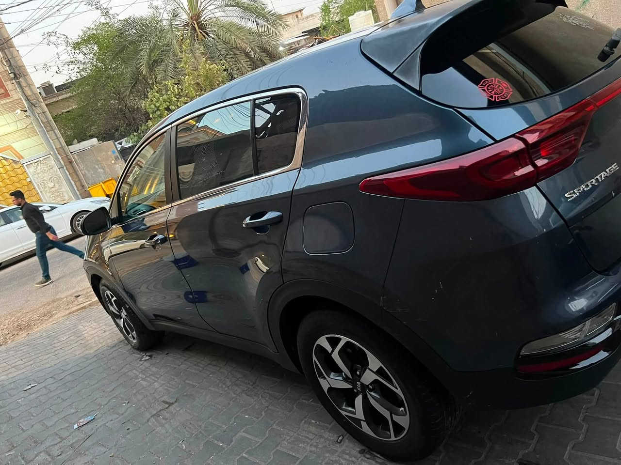 سبورتج 2020 
وارد امريكي فقط الباب الخلفي  ع حطته فقط طخه خفيفه بدون اي ضرر داخلي 
مكينه 2400 جديده شادها 
كير تبريد حداده كله جاهز 
رقم اربيل ب اسم شركه تريد تحويل وكاله حاضره 
سياره جاهزه مابيها نقص برغي 
ماشيه 97 كيلو الف 
مكاني البصره *********** 
سعرها 159 وبيها مجال قليل
