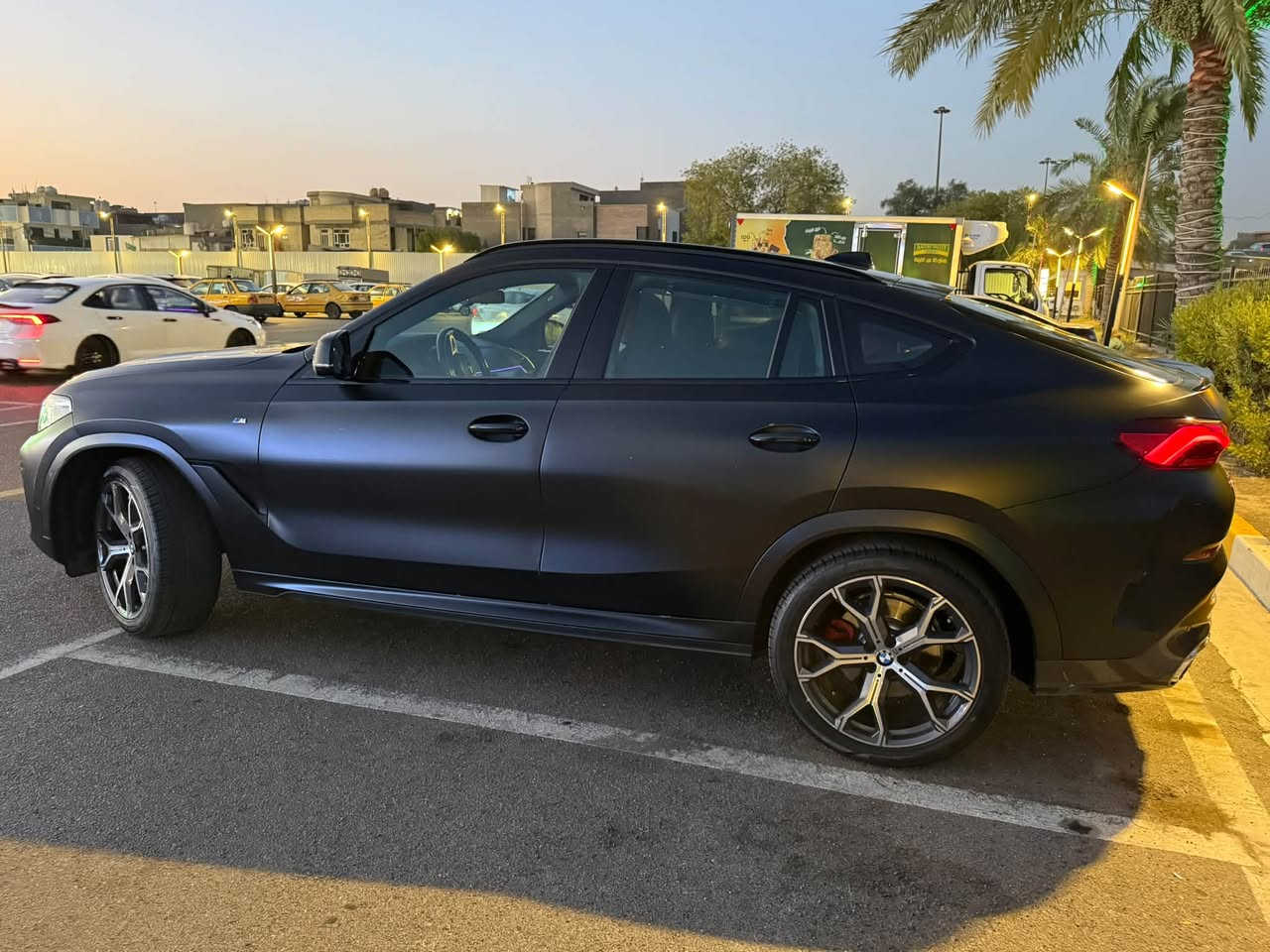 للبيع او مراوس حسب الرغبة

BMW X6 2022 xDrive 40i
خليجي
128.000km
M Package
مغلفة اسود طافي PPF

مواصفات:
- بانوراما
- بيبان شفط
- داخل لد متغير الوان
- حساسات 360
- اوتو بارك
- انارة خارجية متحركة
- اوتو هولد
- ⁠نظام ايمائات

وبيها بعد هواي مواصفات

سعرها 53.000$ وبيها مجال بسيط
مكان السيارة بغداد السيدية
رقم اربيل باسمي تحويل فوري

***********
