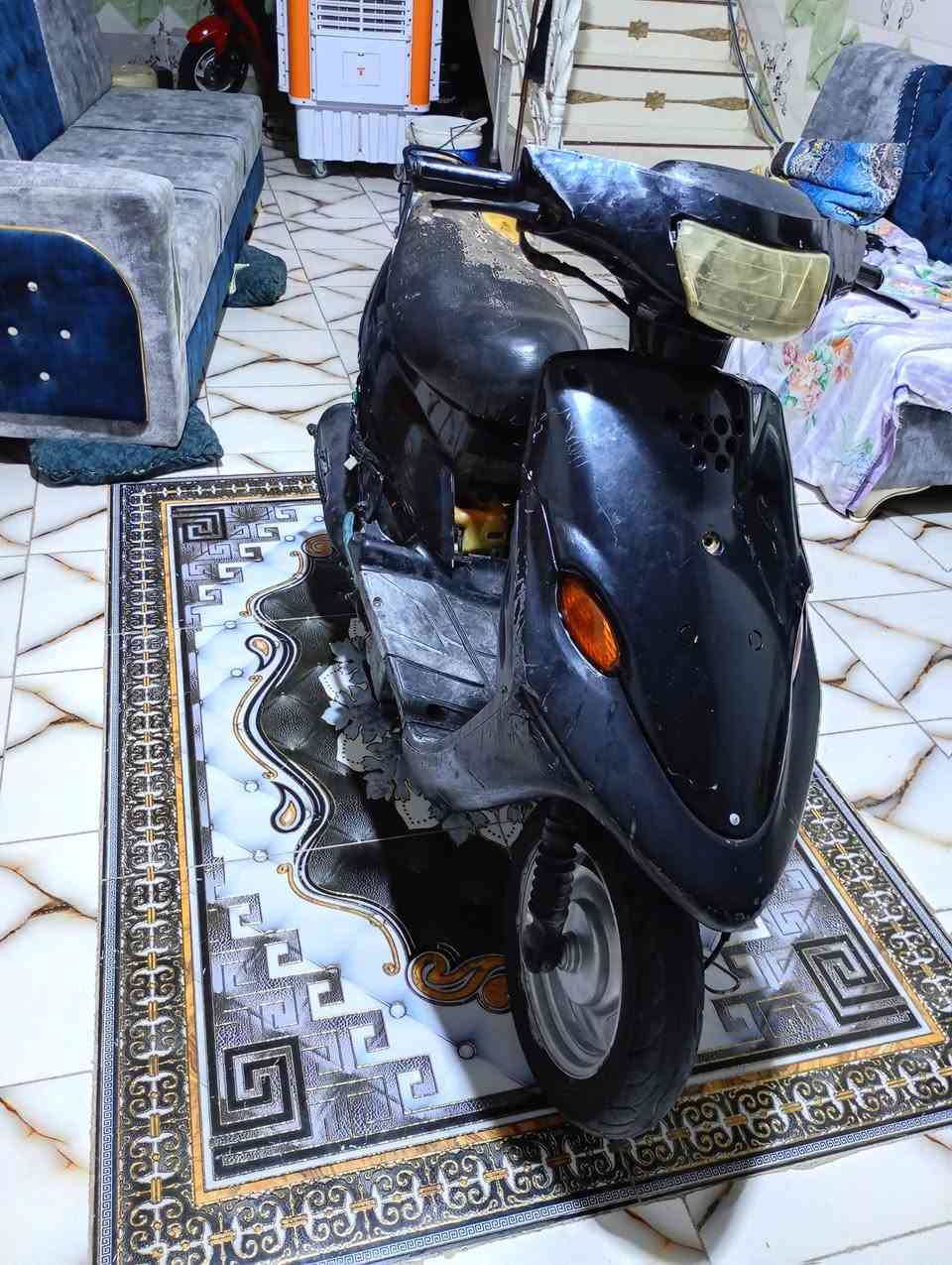 دراجه بيجي للبيع مكينه ما مفتوحه دراجه نهضه و معدل دراجه تجي وتفحص دراجه خير من الله سلف عوزه بس باتري هنند شغال كهربائيات شغاله كفره السمچه السوادات موجوده عنواني سماوه السعر 300 رقمي ***********
