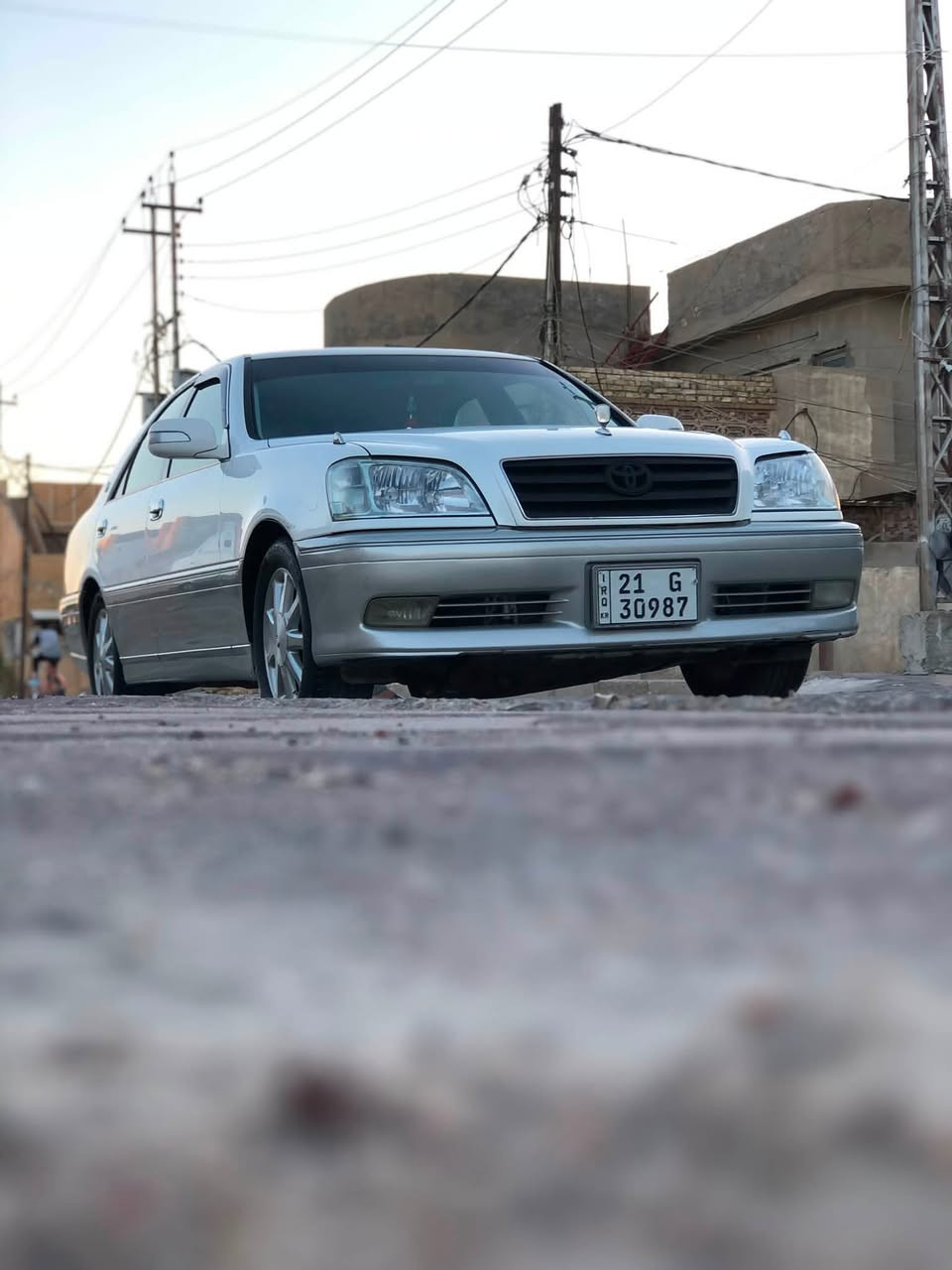 سلام عليكم 
سياره ملكه للبيع موديل 
2002 
اصل كرستال 
ديفور كبير 
تحوير نجف فوك وجوه 
تخم تاير 
مري شفط 
4دكم 
سياره جاهزه شرط مداور ثاني يوم 
رقم سليمانيه بسمي 
سنويه ل 28 
قطعتين تبريد 
ثلاجه بلاديه 
برده خليفه 
4 جامات اوتو 
منضومه زنون  عالي ناصي 
منضومه تبريد جديد 
مكان السياره واسط كوت خاف مدرسة طوعه 
سعر 155 وبيه مجال حك الجيه مكلف بنشر 
***********
