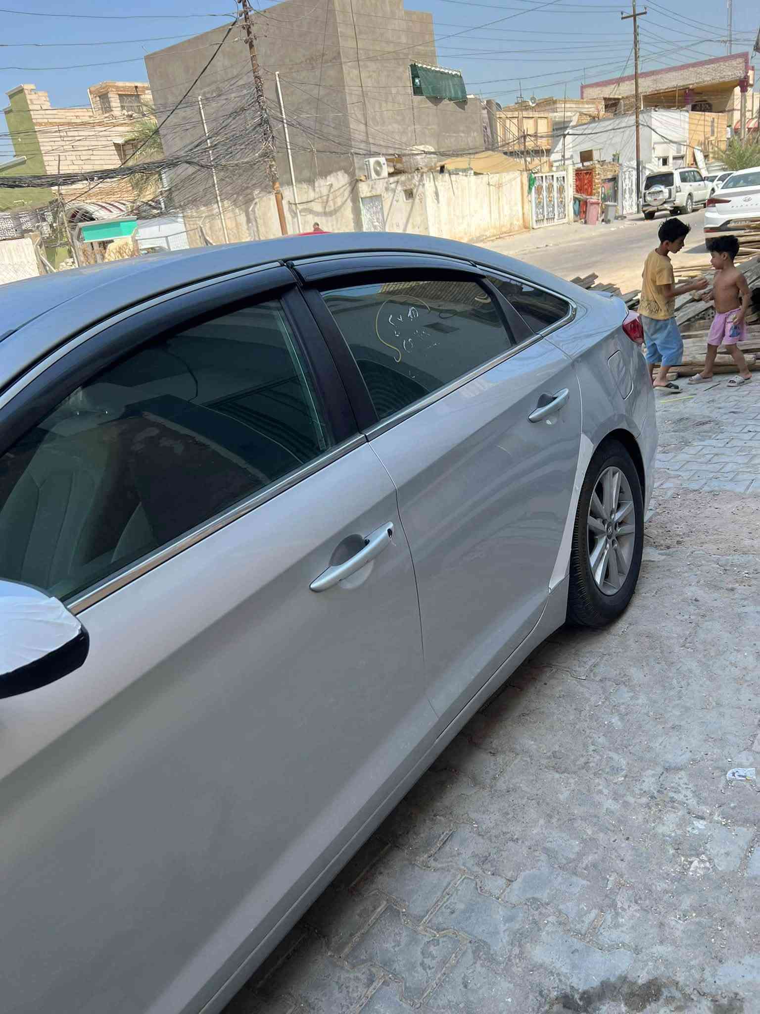 السلام عليكم سوناتا ٢٠١٦ بيه جوملغ وبنيد كير ومحرك وتبريد مكفول تخم تايرالسعر ١٠٢ للاستفسار ***********
