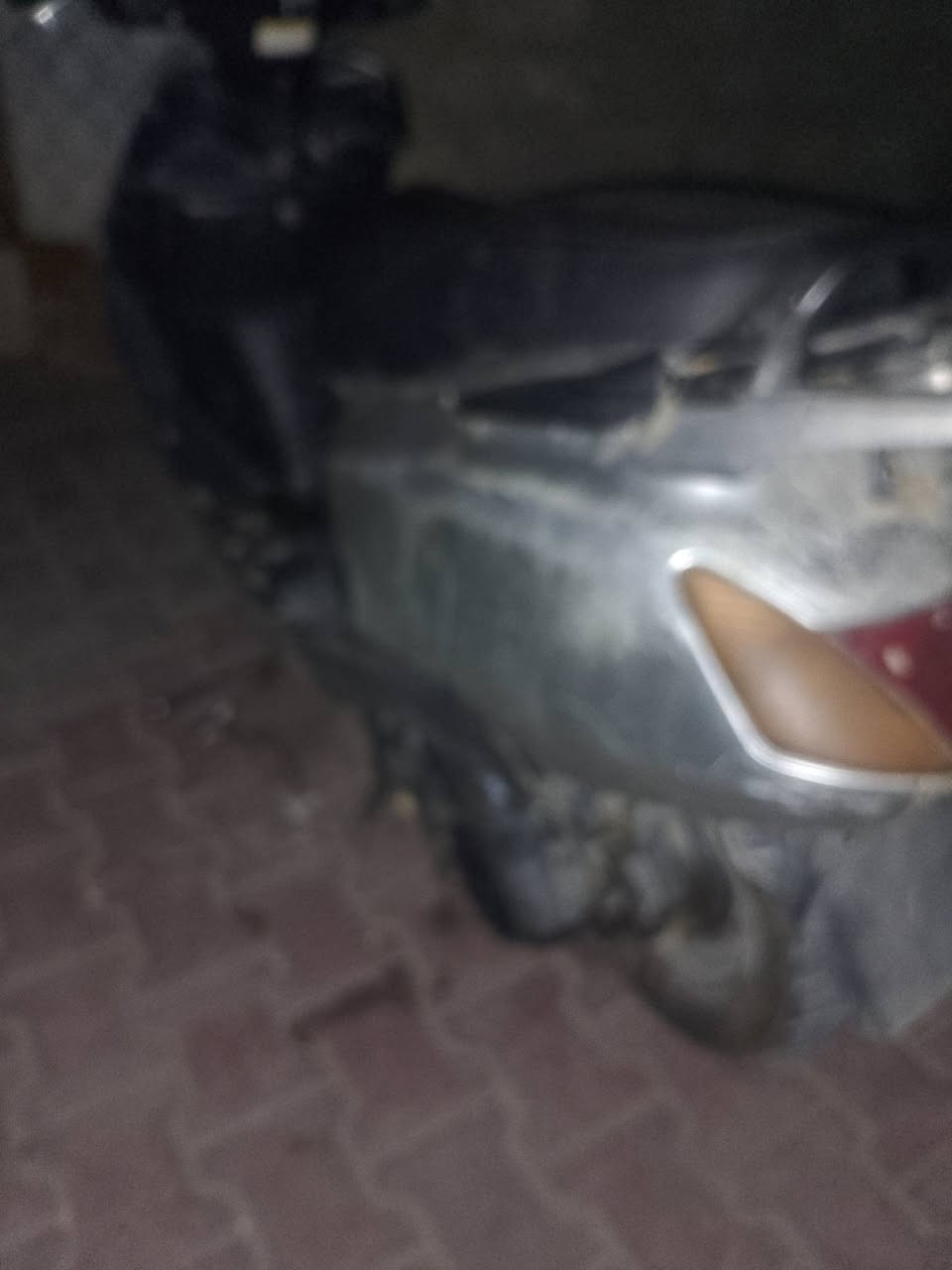 سبيسي ياباني شغاله سلف هندر السعر 300 وبيه مجال قليل موبايل ***********العنوان كوت ال
