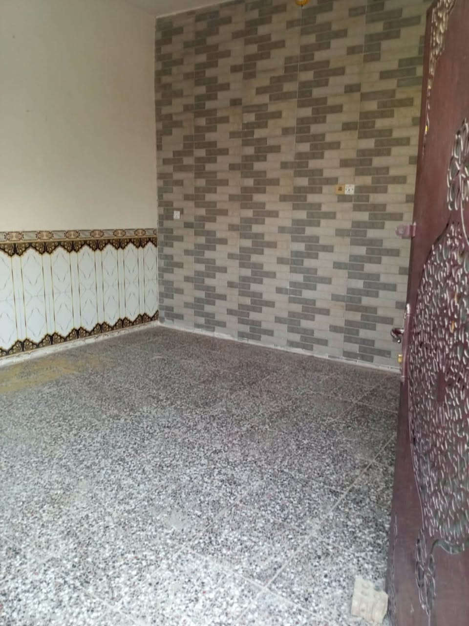🏠 بيت للإيجار
للإيجار في منطقة الزعفرانية/الترجمانية او شارع66
🏡 المساحة: 100متر طابق ونص
📞 للاستفسار والتواصل ‭***********‬

للمهتمين مراسلتي خاص
