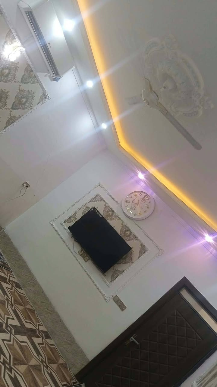 دار للبيع زراعي ركن موقع مميز بدايه العصرية مساحه ٢١٠ م للتواصل اتصال على  ***********
