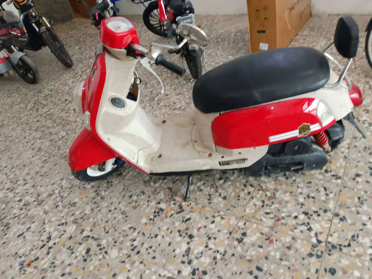 بوليس • مكينة نضيفة • مبدل كفرات
