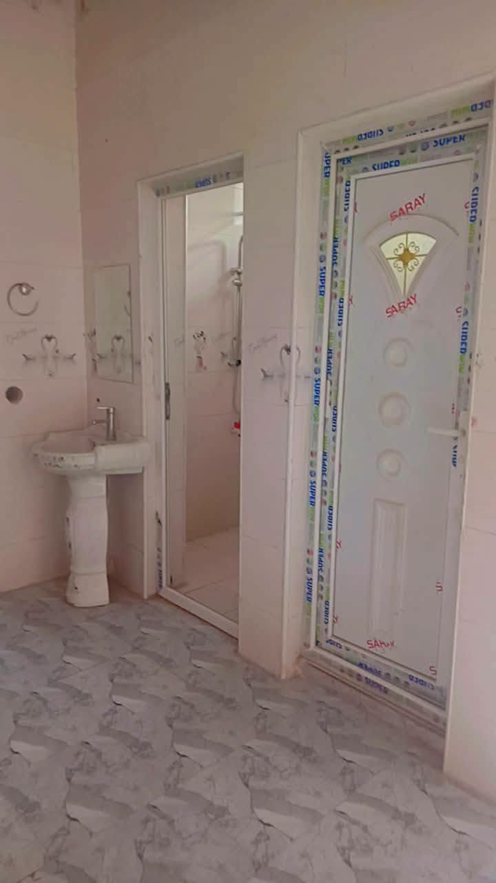 سند ٢٥ • ٣١٠م • غرفتين