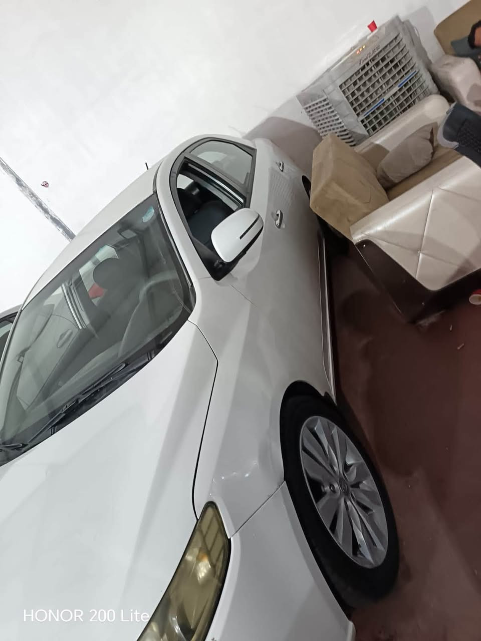 كيا سيراتو ٢٠١٢
ابيض
رقم اربيل
ماشية ١٢٥ ألف حقيقي
مابيها صبغ فقط اصبعين فوك اللايت
بيها بارد خفيف

السعر ١٠٠ ورقة وبيها مجال
***********
مكانها اربيل
