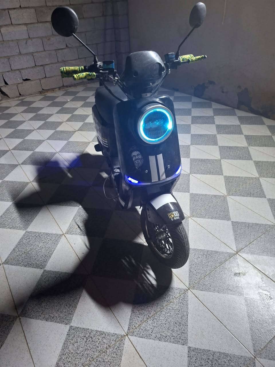 R9 ***********      550 وبيه مجال
