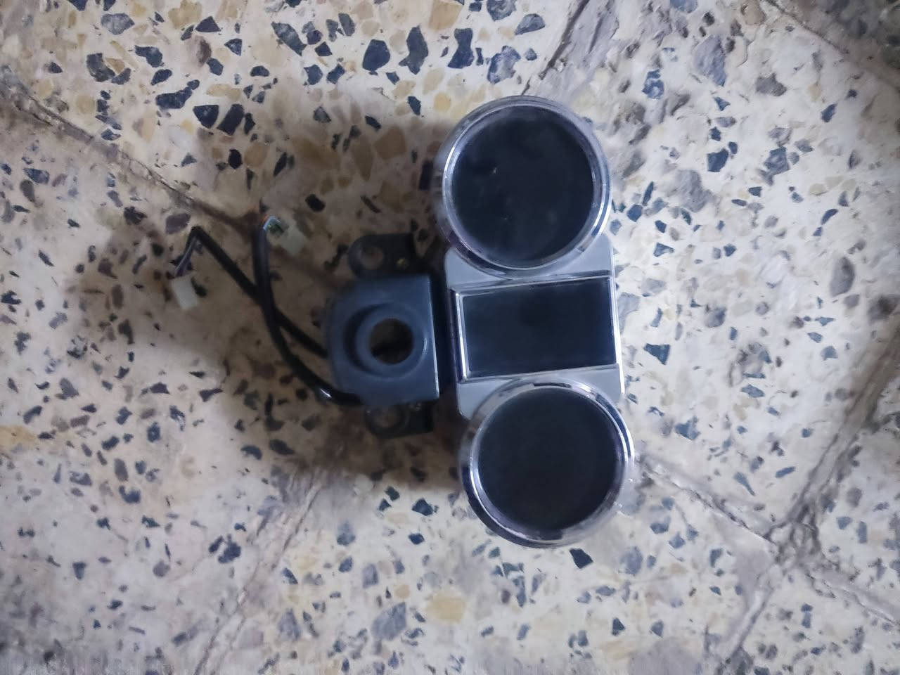 سلام عليكم اخوان غراض للبيع كلها شغاله اي حاجه تعجبك بخدمتك خاص او عل رقم بي واتساب ***********.. مكاني كوت..؟
