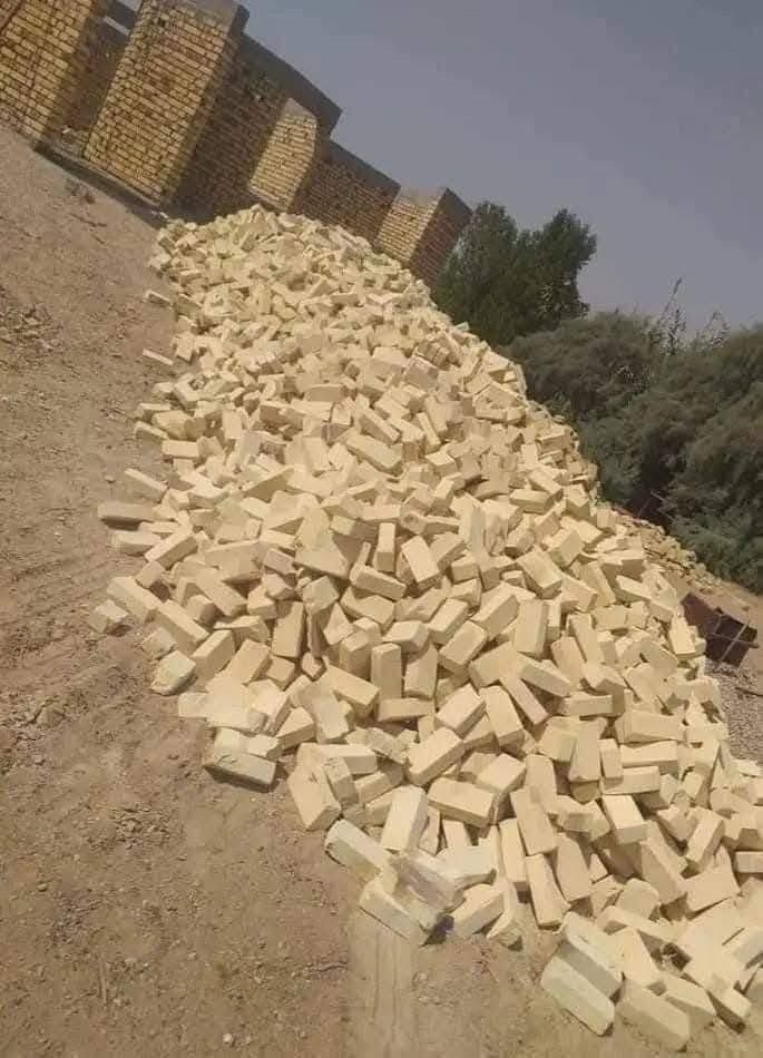 سلام عليكم طابوك للبيع طابوكه قويه والون بيها وركن *********** السعر حسب المكان اتصل. الأسعار مناسبة. العدد 4الف وبيهن زياده 250 طابوكه

