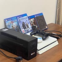 بلايستيشن ٤ • ٢ يدات • يو بي اس