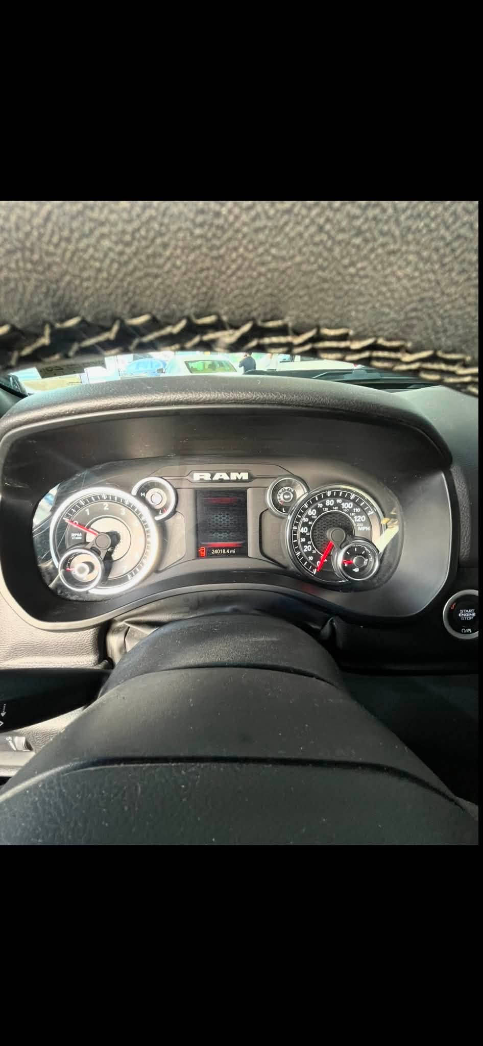 رام ٢٠٢٥ • V6 هايبريد • 4X4 دبل