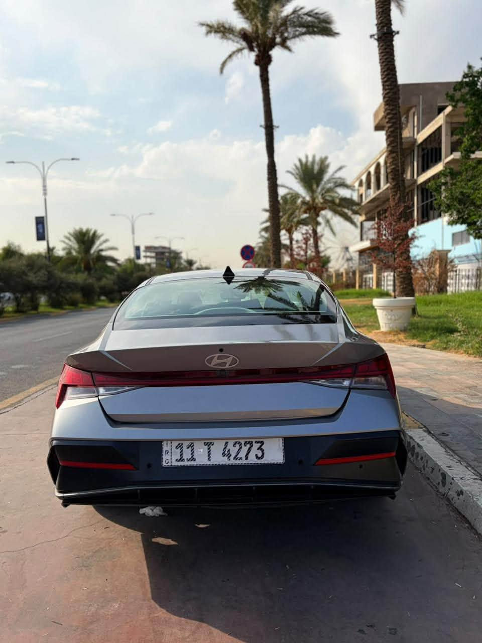 بسم الله الرحمن الرحيم
بيع مستعجل 
🚘 للبيع النترا 2025
⛽️ بانزين
📍 ماشيه: 11 ألف كم

✅ حادث فقط
🔹 ربع البونيد مصبوغ، بدون دواخل
🔹 الجنطة الخلفية مبدلة، بدون دواخل
🔹 الشواصي مكفولة لغود وبدون أي ضرر
🔹 بدون إيرباك
🔹 فتحة
🔹 بصمة
🔹 فول مواصفات، ما عدا الكراسي الجلد

📍 مكان السيارة: بغداد الدوره

💰 السعر: مناسب  وقابل للتفاوض

📞 للاستفسار: ***********
