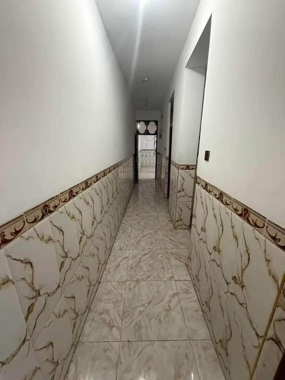 🔥 دار للإيجار في موقع مميز بالحلة – حي الحسين 🏠

تبحث عن دار للإيجار بموقع ممتاز وقريب من الخدمات؟
هذه الفرصة قد تكون مناسبة لك! ✨

📍 الموقع: الحلة – حي الحسين – قرب حلويات لبنان
📐 المساحة: 100 م²
🛏️ غرفة نوم
🛋️ كليدور
🍳 مطبخ
🚿 صحيات

✨ موقع مميز وقريب من الخدمات، مناسب للسكن والراحة.

📞 للاستفسار عن السعر والتفاصيل أو لحجز موعد للمشاهدة:
***********
***********

🏢 مكتب الإعمار2 للعقار   والتصميم والتنفيذ
📍 الحلة – شارع ابو خمره

🏘️ تتوفر لدينا أيضًا عروض متنوعة للبيع والشراء والإيجار في مختلف مناطق الحلة ومحافظة بابل، وتشمل:
🏠 الدور السكنية
🌍 الأراضي
🏢 العقارات التجارية
📐 عقارات بمختلف المساحات والمواقع

📌 كما نستقبل جميع العروض السكنية والتجارية.

🤝 كادر مختص بخدمتكم لمساعدتكم في اختيار العقار الأنسب حسب احتياجكم.

✨ مكتب الإعمار للعقار والتصميم والتنفيذ
ثقة وخبرة وخدمة متكاملة في عالم العقار 🏠
