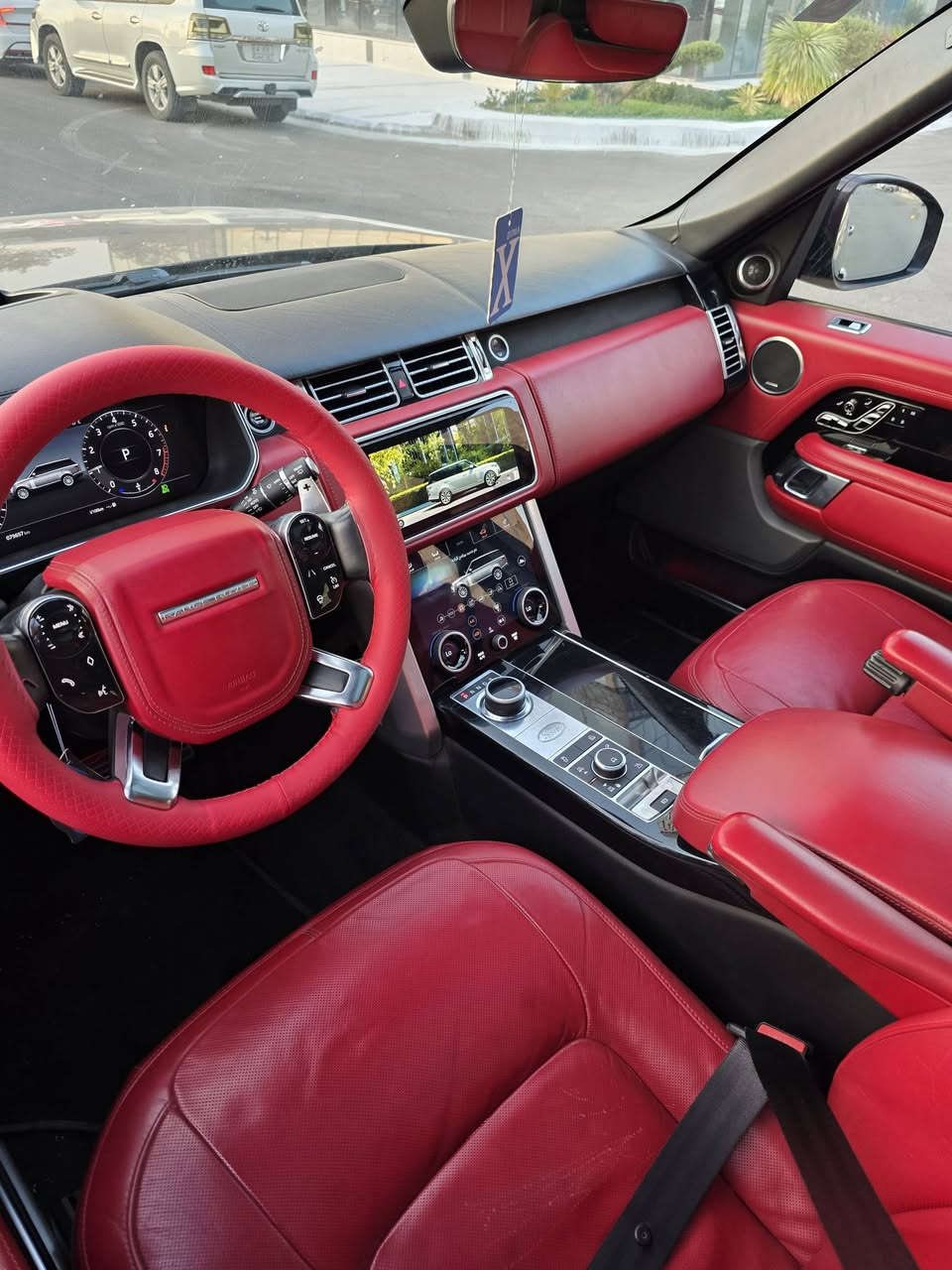 Range Rover 
Autobiography VIP
2020
 
V8 Supercharged
 🇬🇧🇬🇧🇬🇧
رانج روفر 
فوك اوتوبايغرافي

الموديل ـ 2020
❤️❤️ رقم بغداد مميز ❤️ ❤️
عداد المسافة ـ ٨٢ الف كيلو 😍 فقط

لون كرزي مميز 😍
بلاك ادشن اصل 😍 
داخل احمر مميز ايضا 😍

مغلفة طبقة حماية PPF 💝

وكالة المانيا ضمان دولي 💖  
بصمة عدد ٢
السيارة كفالة عامة شرط كفاله من
البارد و تكحيل و شرط الدعاميات بدون صبغ 
كير مكينه ميكانيك كفالة ..❤️
 
المواصفات 🇬🇧🇬🇧
♦️ المحرك ـ 8  سلندر سوبر جارج
♦️ قمارة شامواه 
♦️ دوسات كهرباء
♦️ ابواب شفط 
♦️ كامرات ٣٦٠ درجة 
♦️ رادار 
♦️ مساج 
♦️ فول مواصفات 
ميحتاج اكتب اكثر 

تسأل على السعر 

اتصل او راسلنا واتس اب 

مكان السيارة بغداد الكرادة ❤️❤️
وبأسمي تحويل ثاني يوم 
 
 
*********** 
سلام رانج روفر

@الجميع
