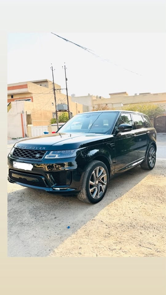السلام عليكم 
✅رانج روڤر sport وكالة سردار وصيانة بشركة سردار كفالة السيارة من كلشي 
✅موديل2022 ماشية 46 الف ميل 
✅ دوسات كهرباء بوب شفط  5 كامرات 
✅مكينه V6 سوبر جارج 
✅فول الفول من كلشي ابالك 
✅مغلفه ppf ابو الضمان
✅كلش جديده وقويه السياره 
✅*********** مكاني بغداد
