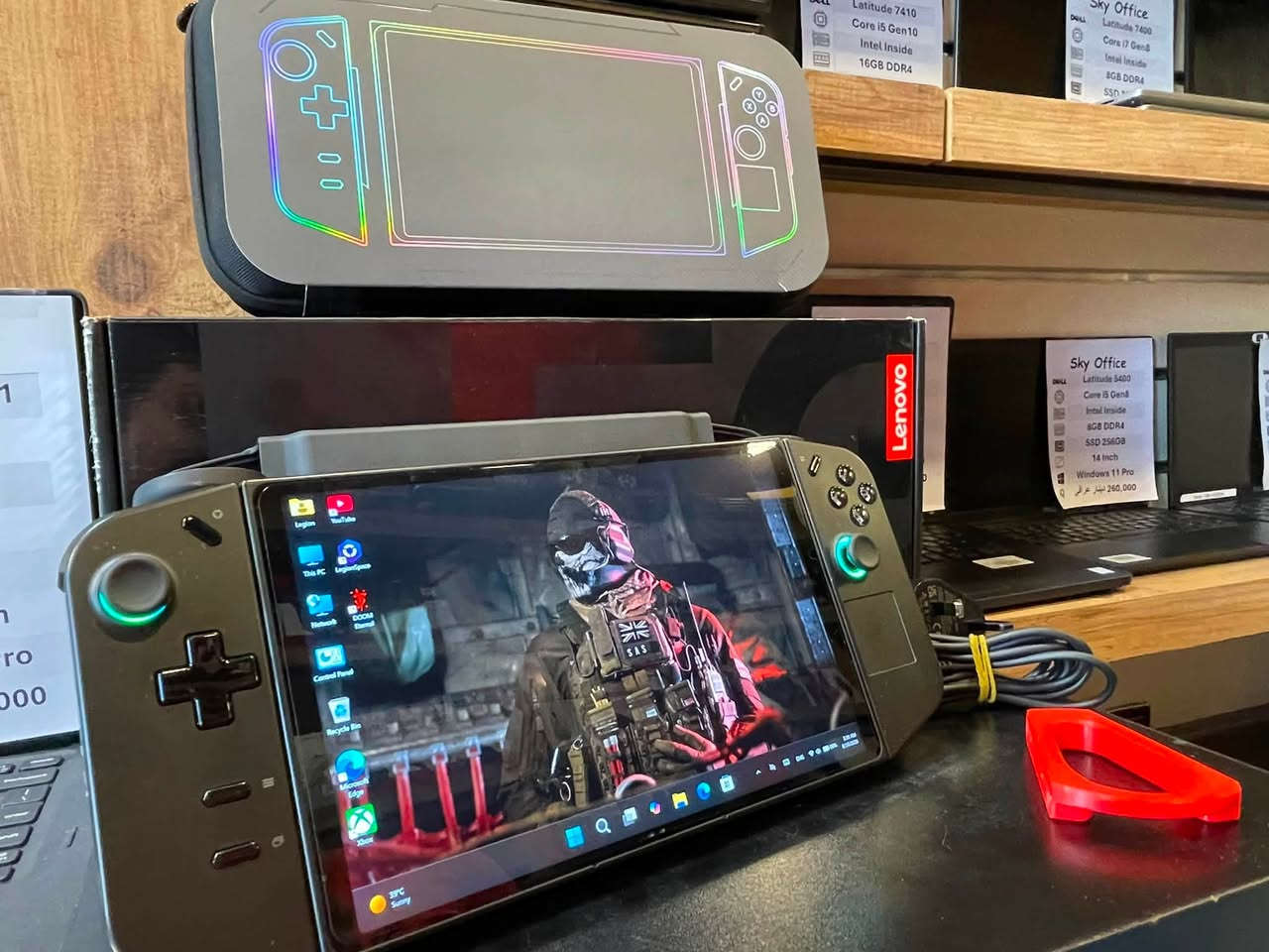 لينوفو ليجن كو 1
مواصفات 
المعالج AMD RYZEN Z1 Extreme 
الرام 16GB 
الهارد 1T
 بطاريه 94.5
نظافه 100%

السعر 870 الف 
 للاستفسار 
*********** 

متوفر توصيل لجميع محافظات العراق
