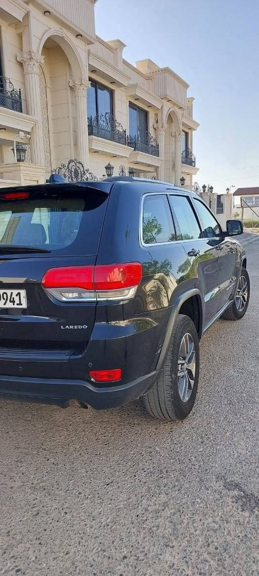جيب لاريدو موديل 2018 خليجي  
ما فيها صبغ غير دعامية الأمامية  والهلال فوك التاير الخلفي 
سعر 190 ورقة
رقم الموبايل: ***********
