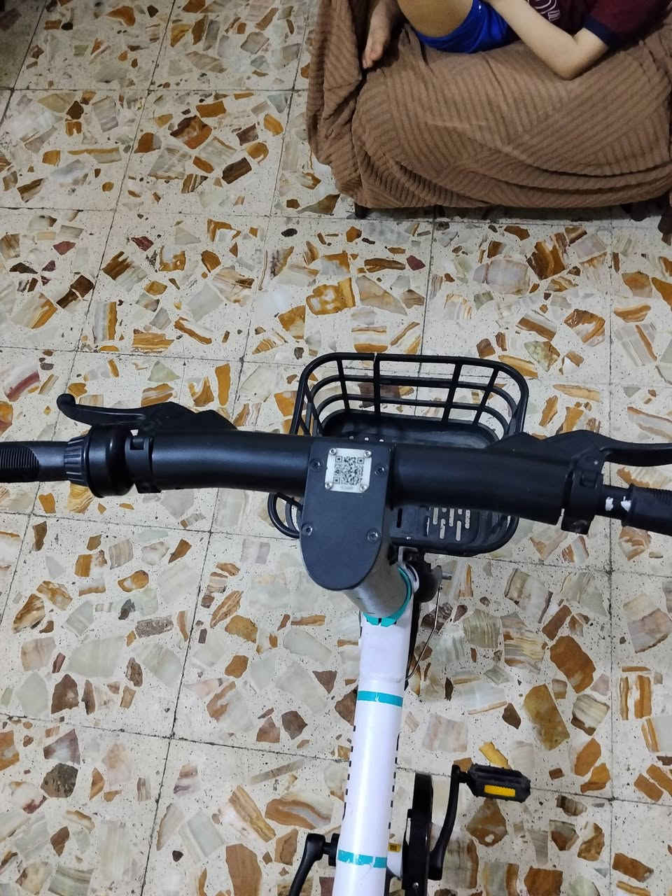 بايسكل ماركه LUUP نقص بس شاحنه بس اني ابيعلك بايسكل سعر 125  وبي مجال *********** مكان كبيسي
